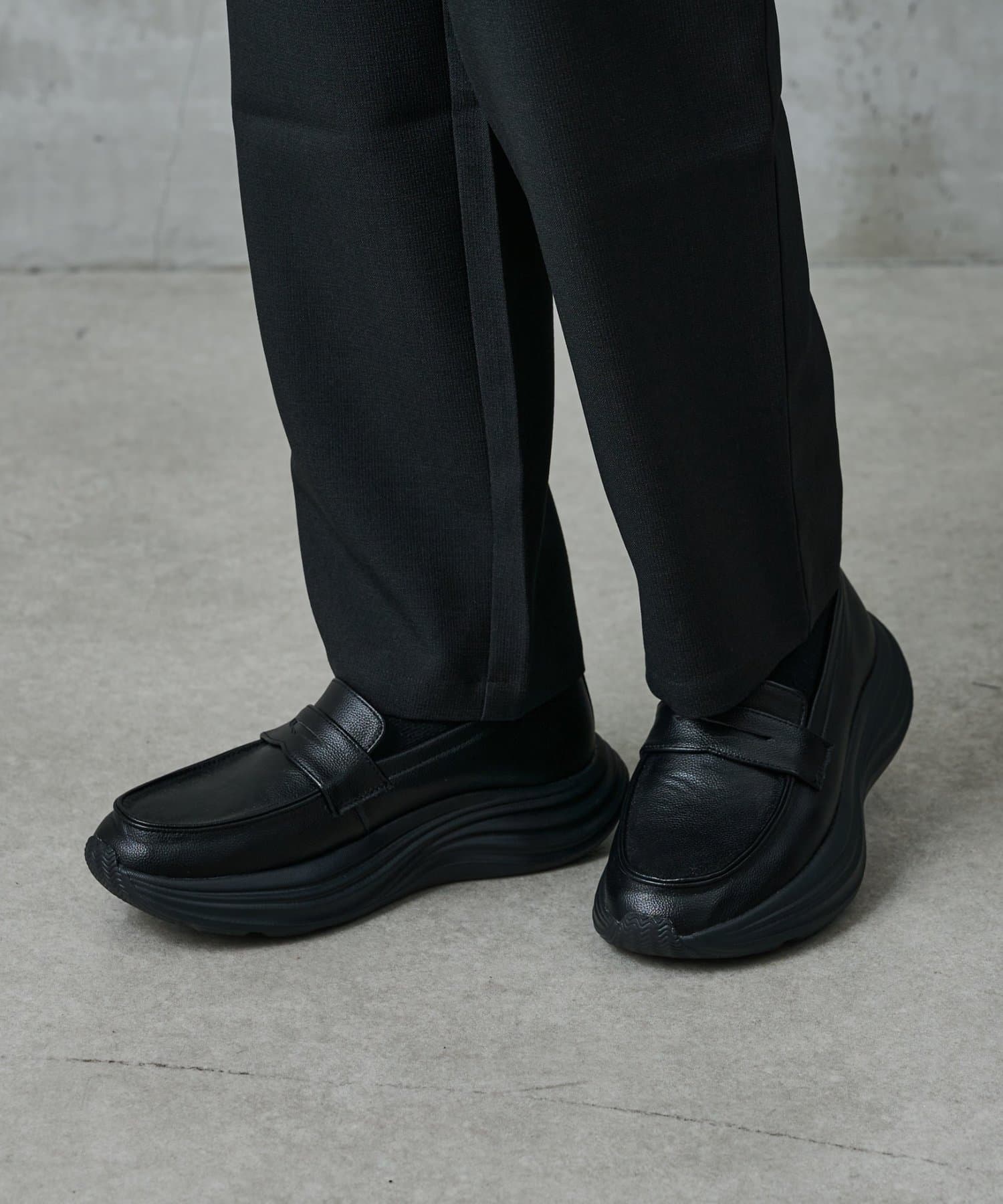 COLONY 2139(コロニー トゥーワンスリーナイン) 軽量ハイソールローファー