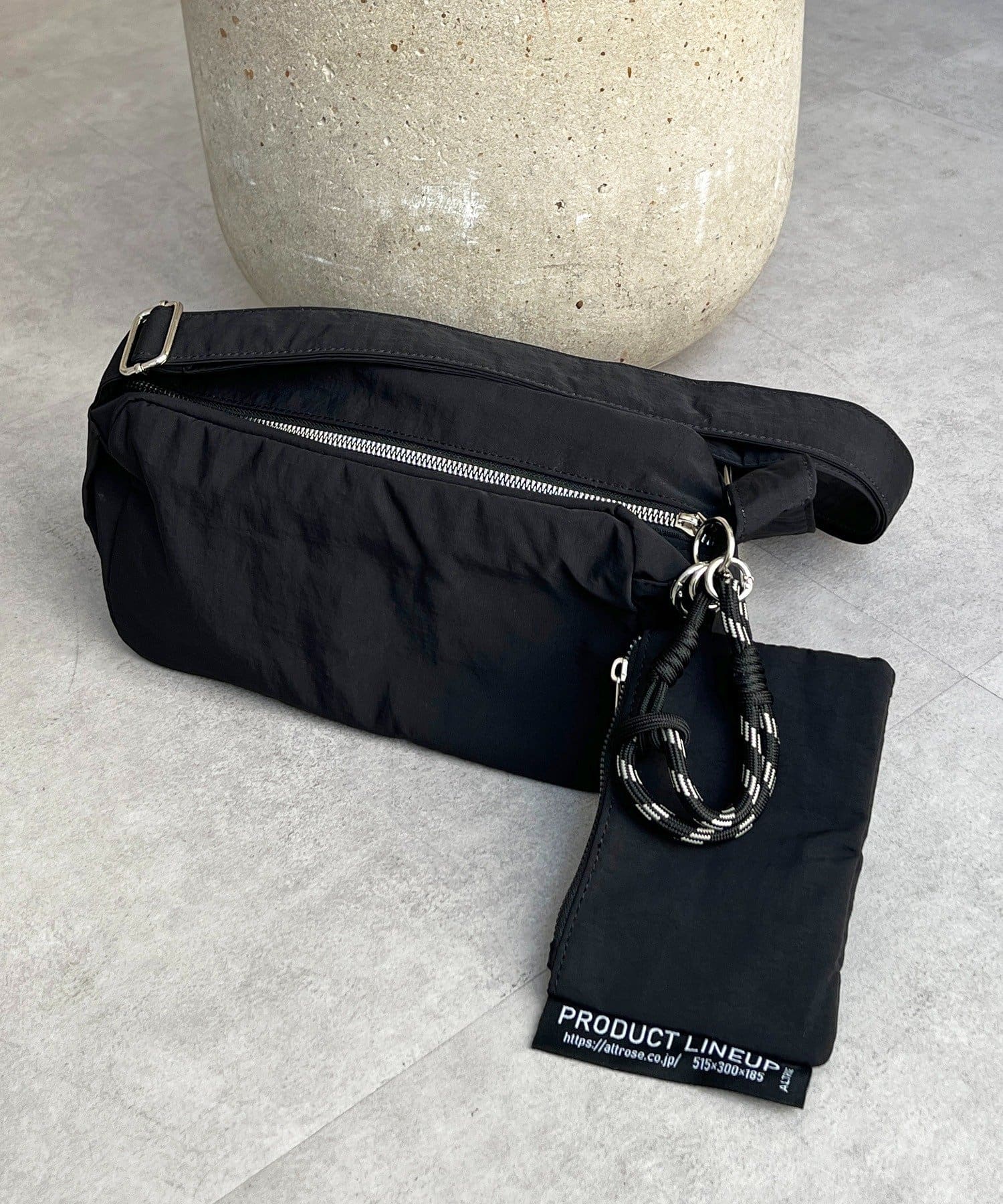 un dix cors(アンディコール) サイドショルダーバッグ