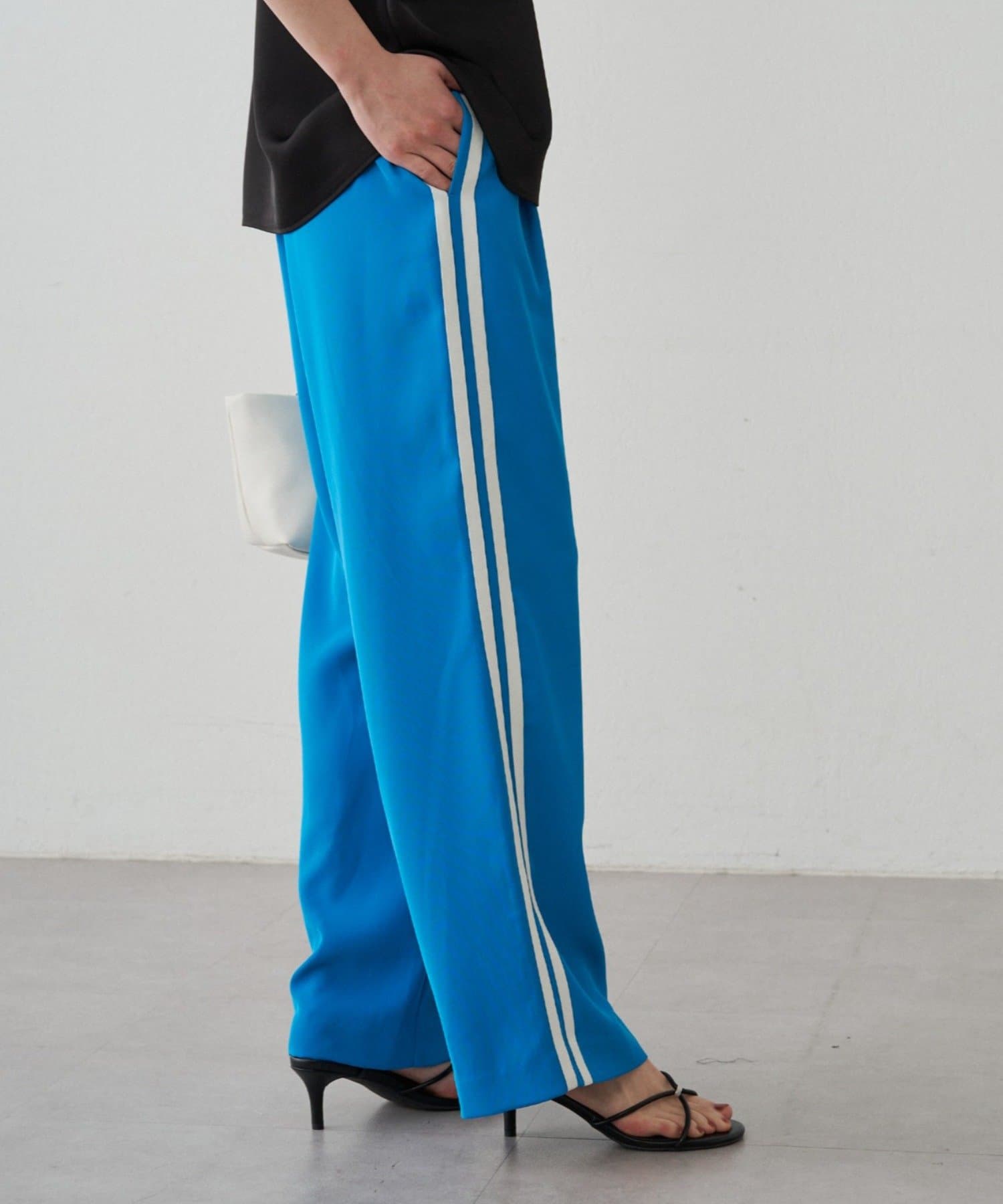 LOUNGEDRESS(ラウンジドレス) ラインパンツ