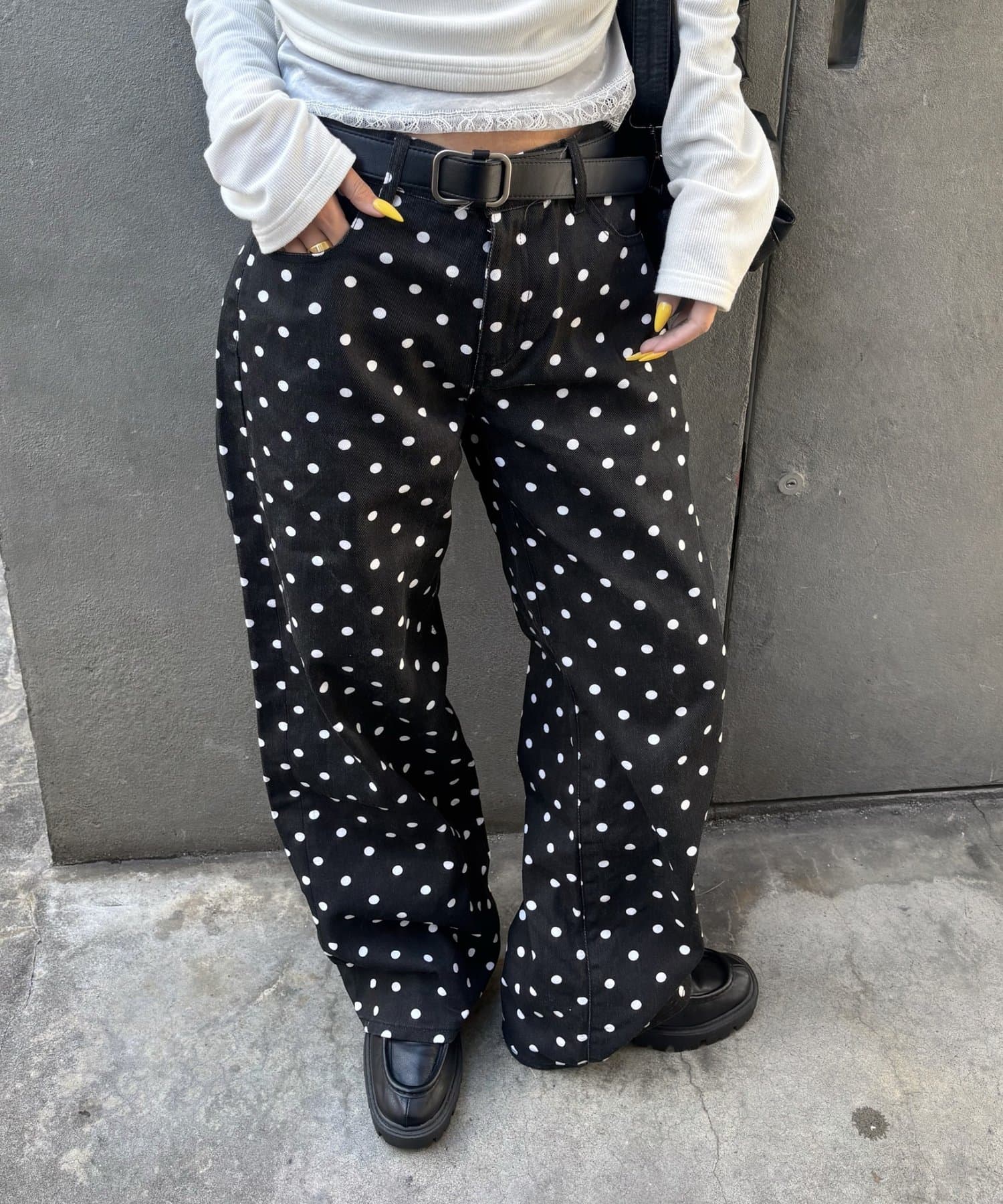 WHO’S WHO gallery(フーズフーギャラリー) ドットローライズパンツ