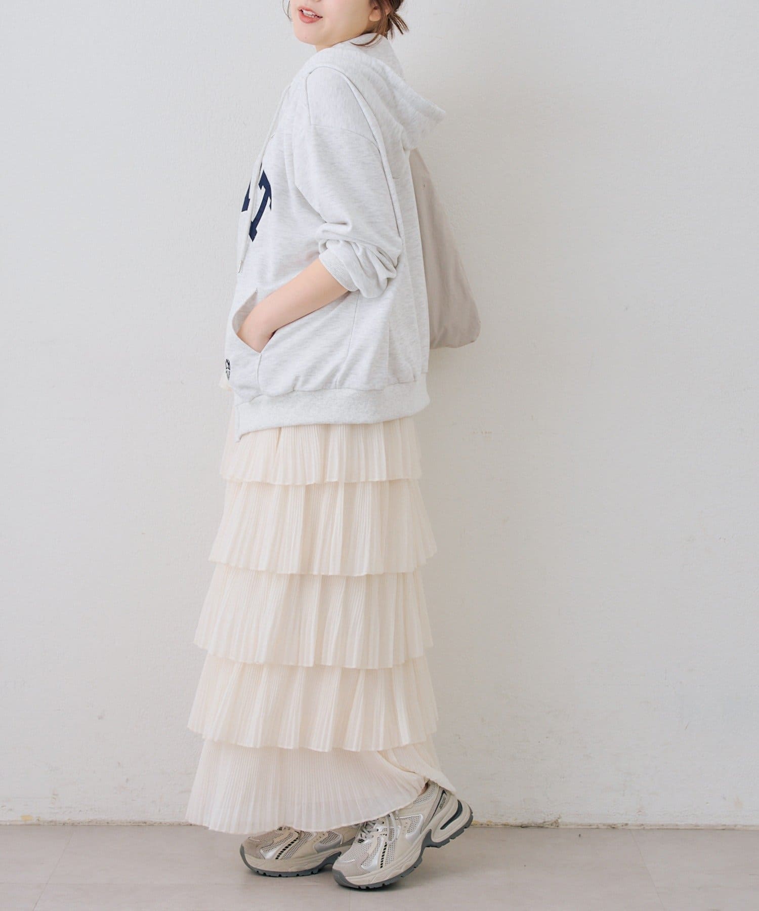 NICE CLAUP / OLIVE des OLIVE OUTLET(ナイスクラップ  / オリーブ デ オリーブ アウトレット) 【ANOTHER BRANCH】BIGロゴZIPパーカー