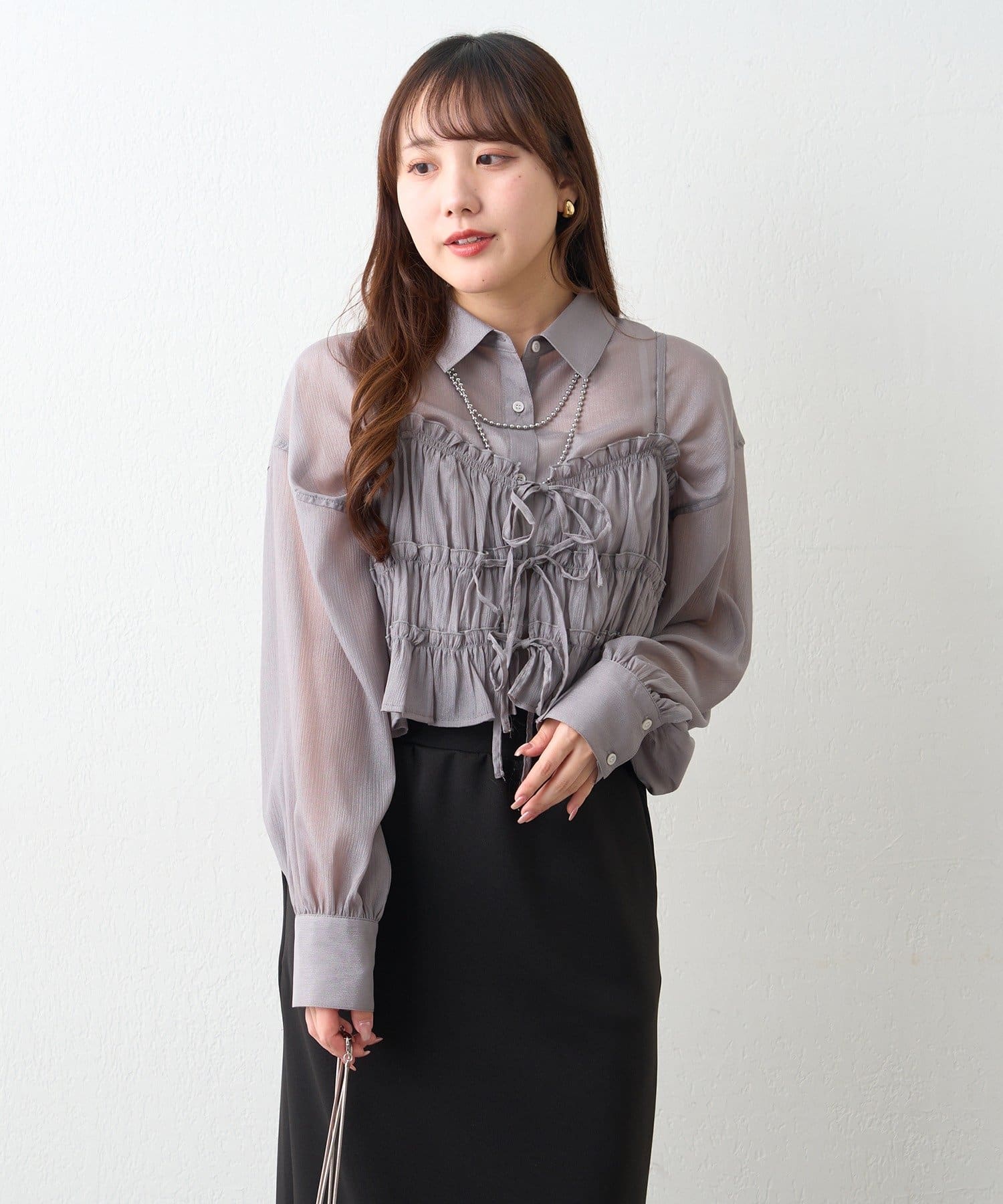 Remind me and forever(リマインドミーアンドフォーエバー) ビスチェ付きシアーラメシャツブラウス