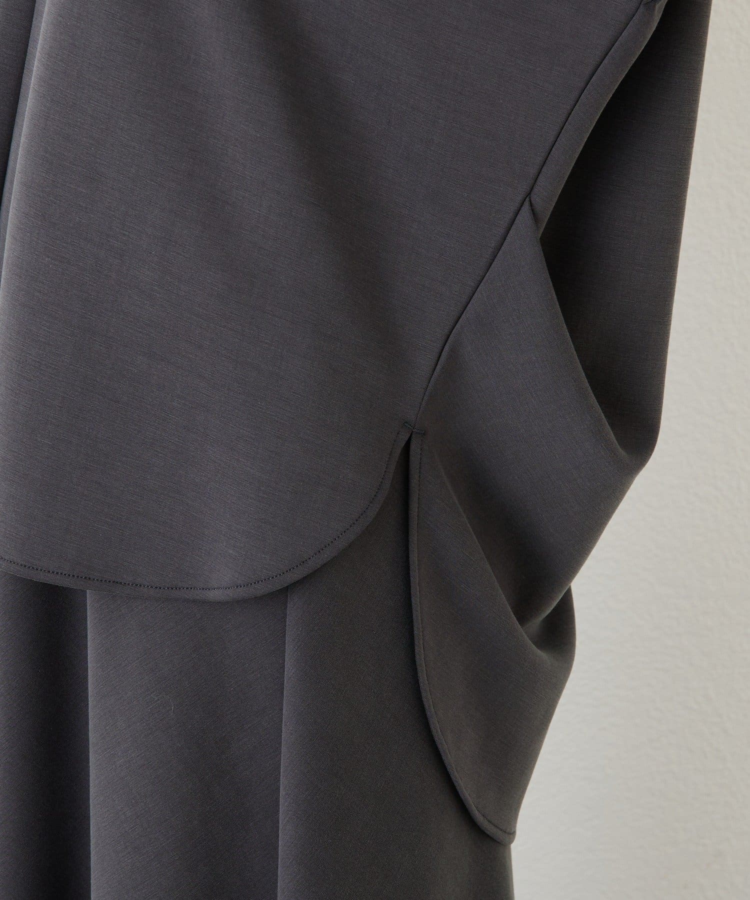 RIVE DROITE(リヴドロワ) 予約【セットアップ着用可能/接触冷感機能付き】ドレーピーカットソー/5月上旬お届け予定