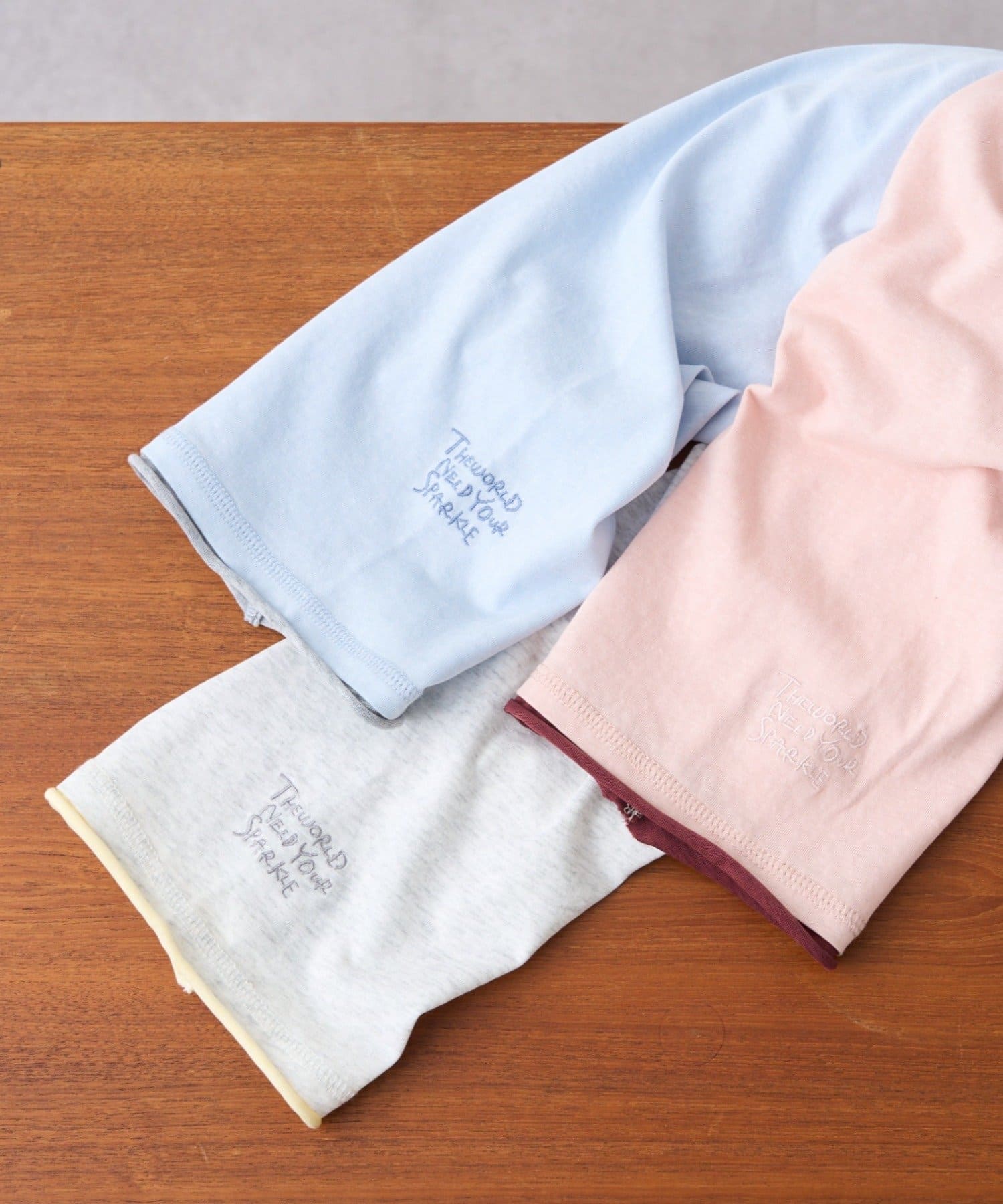 CIAOPANIC TYPY(チャオパニックティピー) 配色カラーフェイクレイヤードシアースラブワンポイント刺繍オーバーTee