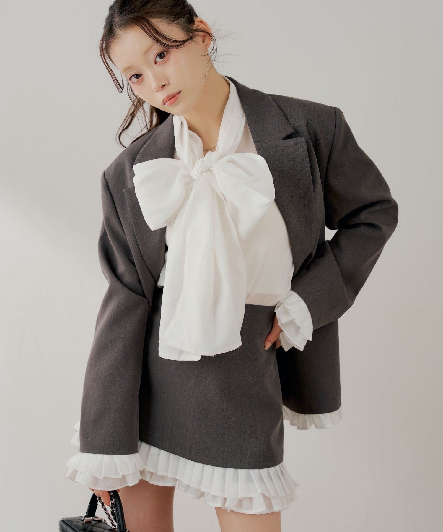 Chico(チコ) 【3/12(木) 0:00～予約開始】シアーボウタイブラウス