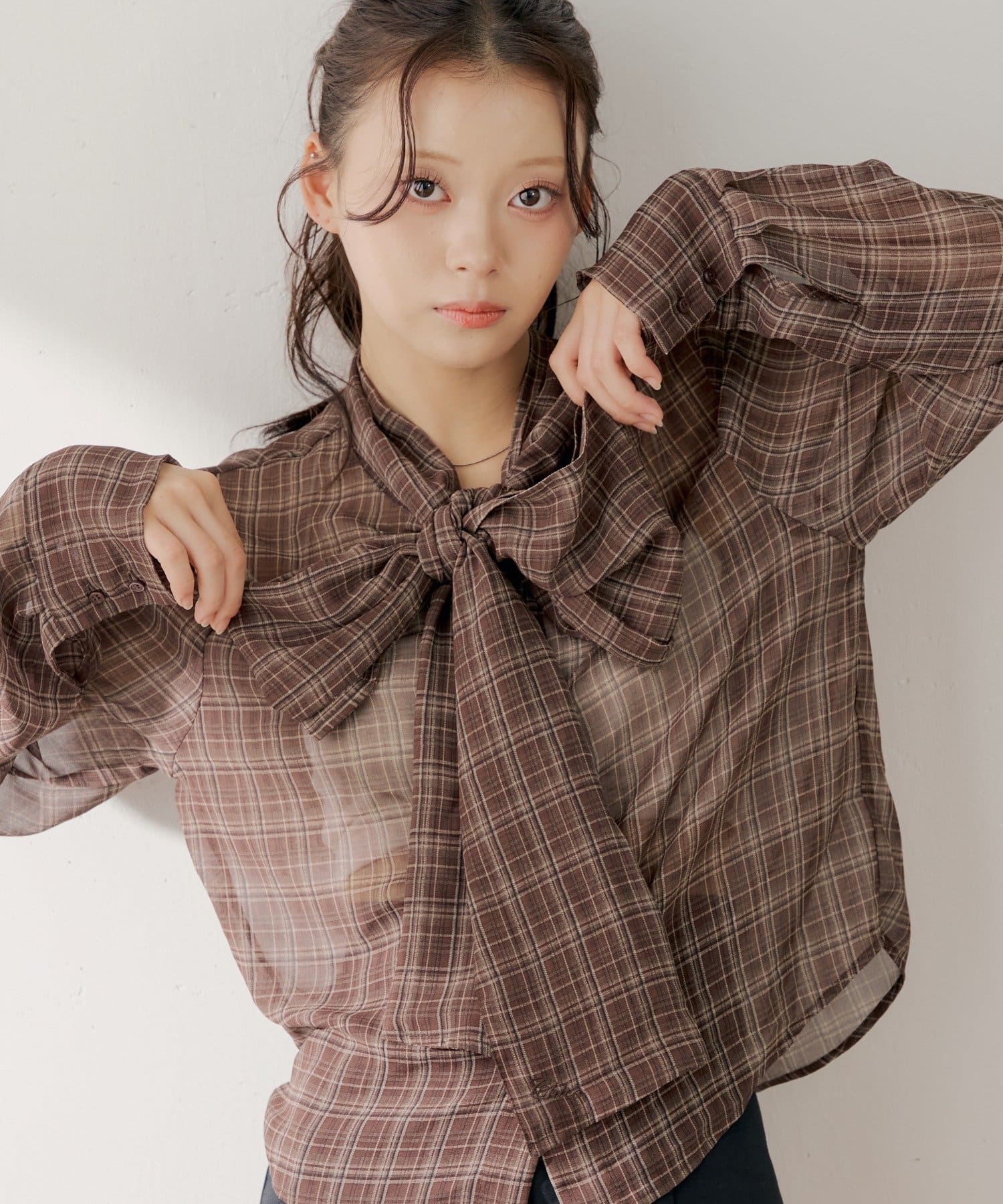 Chico(チコ) 【3/12(木) 0:00～予約開始】シアーボウタイブラウス