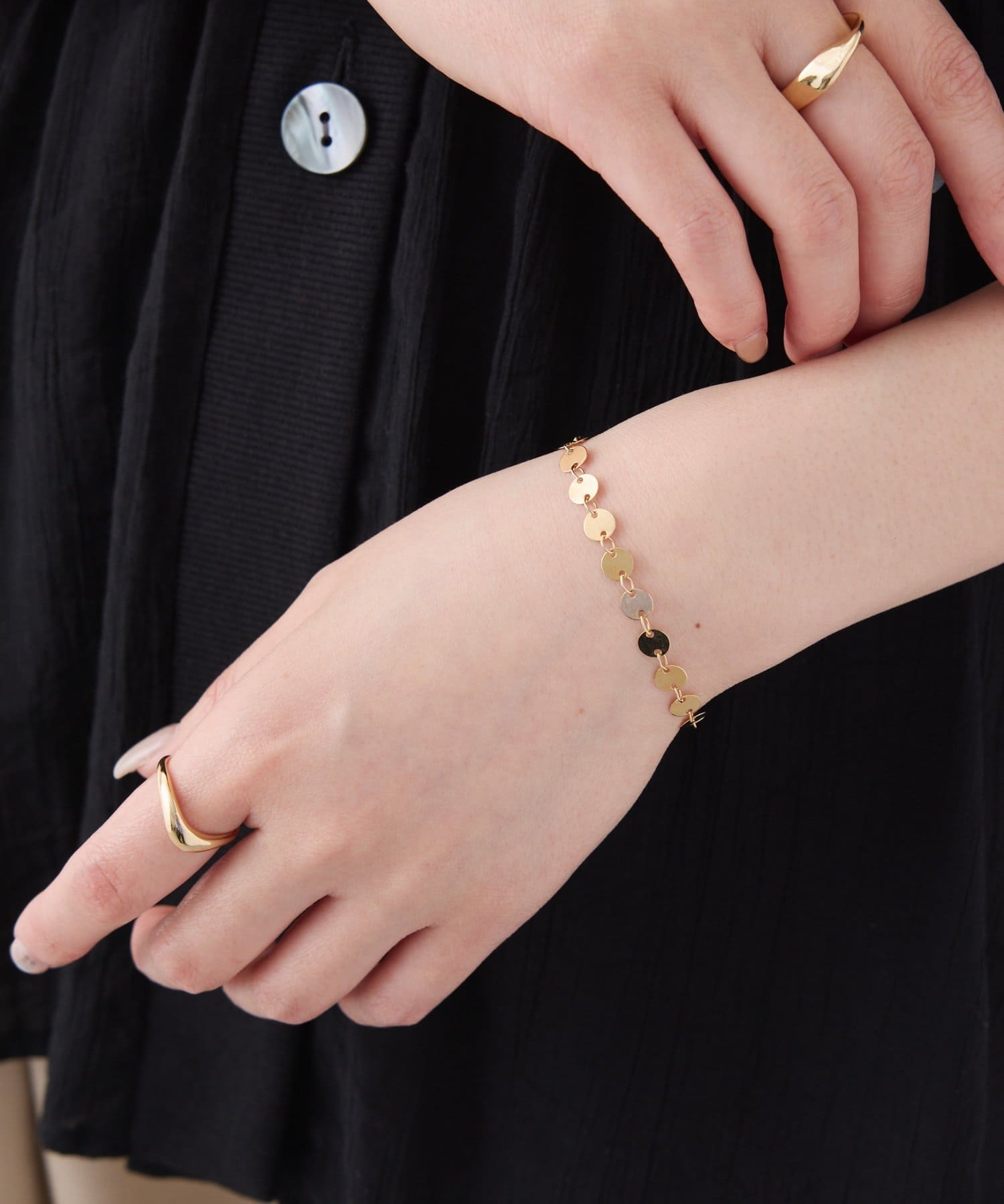 COLLAGE GALLARDAGALANTE(コラージュ ガリャルダガランテ) 【PAPILLONNER/パピヨネ】サークルプレートブレス