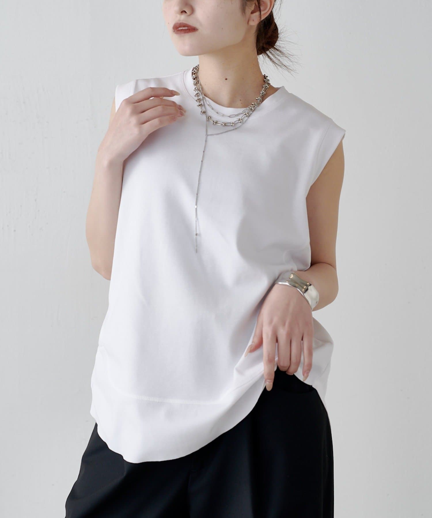 Lui's(ルイス) 裾切替ノースリーブトップス