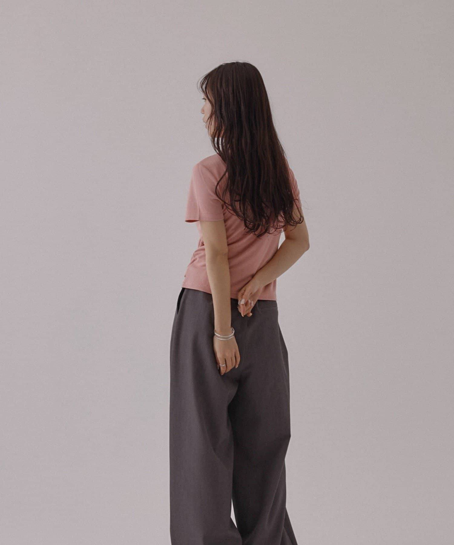 COLONY 2139(コロニー トゥーワンスリーナイン) ツイストTシャツ