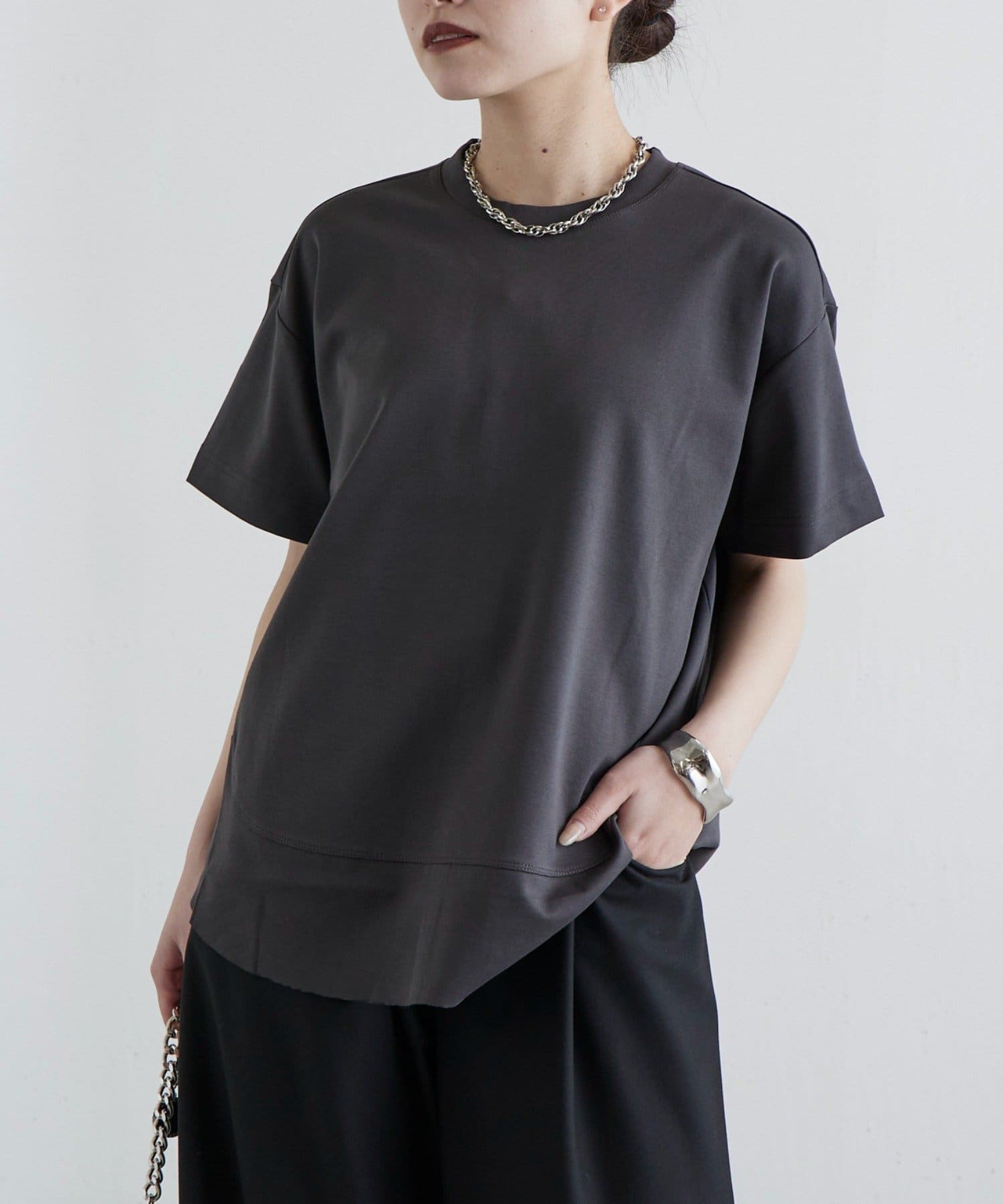 Lui's(ルイス) 裾切替プルオーバー