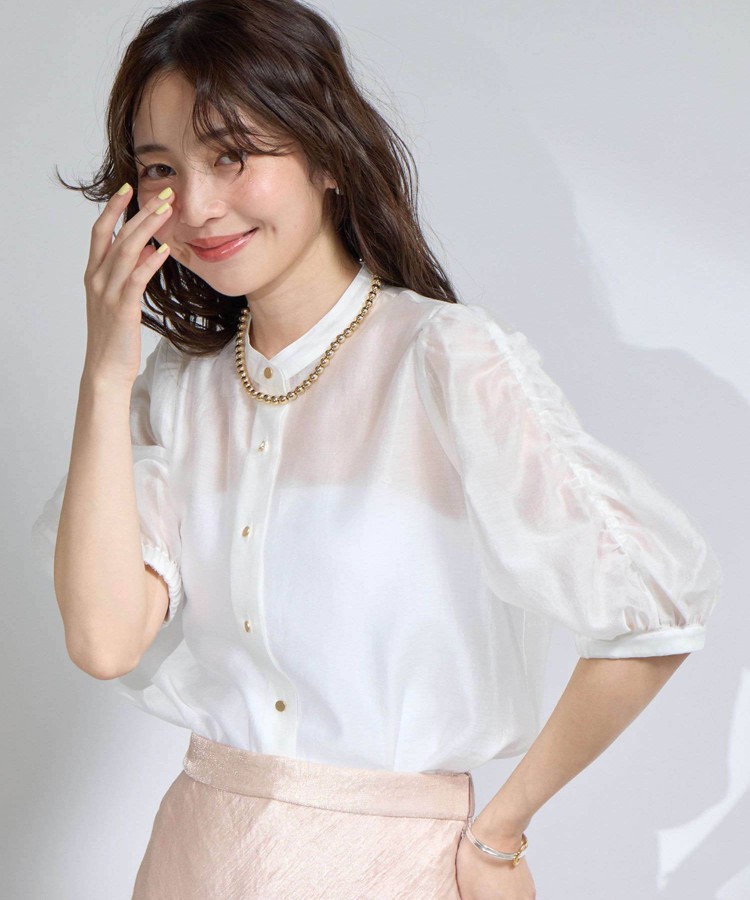 La boutique BonBon】シアーパワショル5分袖ブラウス | OUTLET