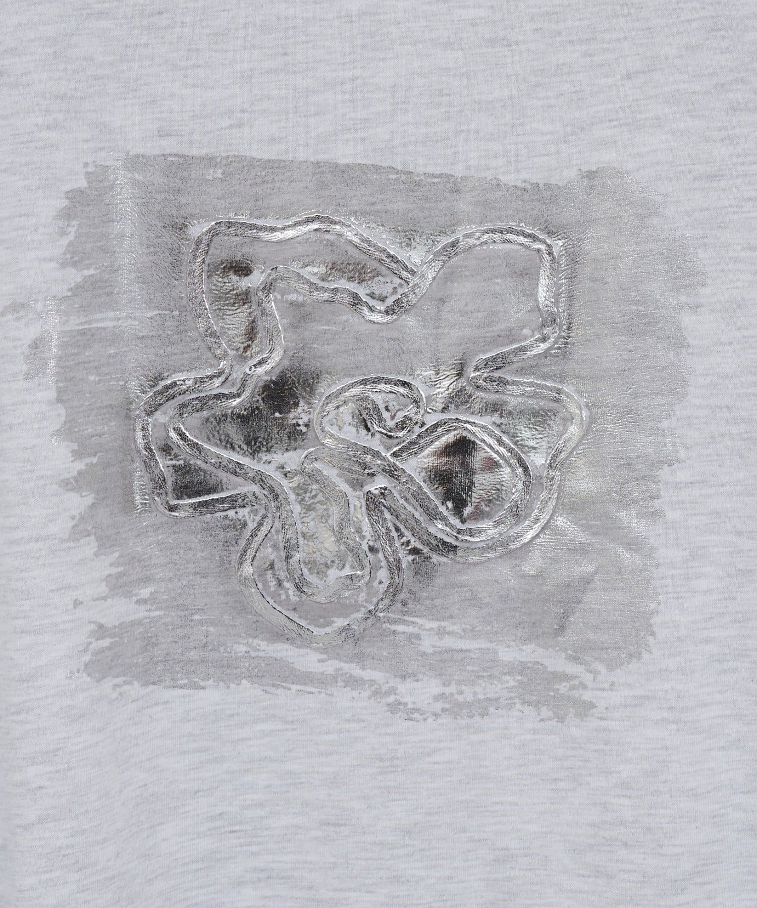 DISCOAT(ディスコート) 【WEB限定】花モチーフ箔プリントTシャツ