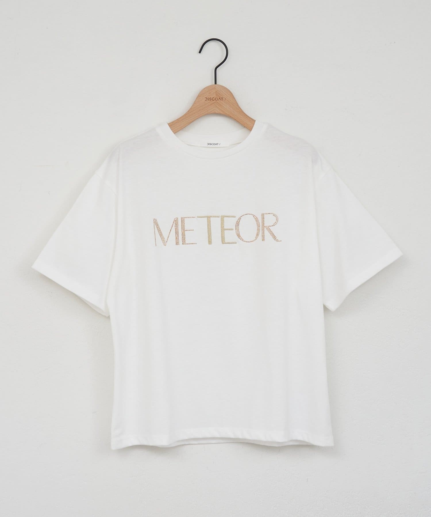 DISCOAT(ディスコート) 【WEB限定】ライトストーン×刺繍Tシャツ