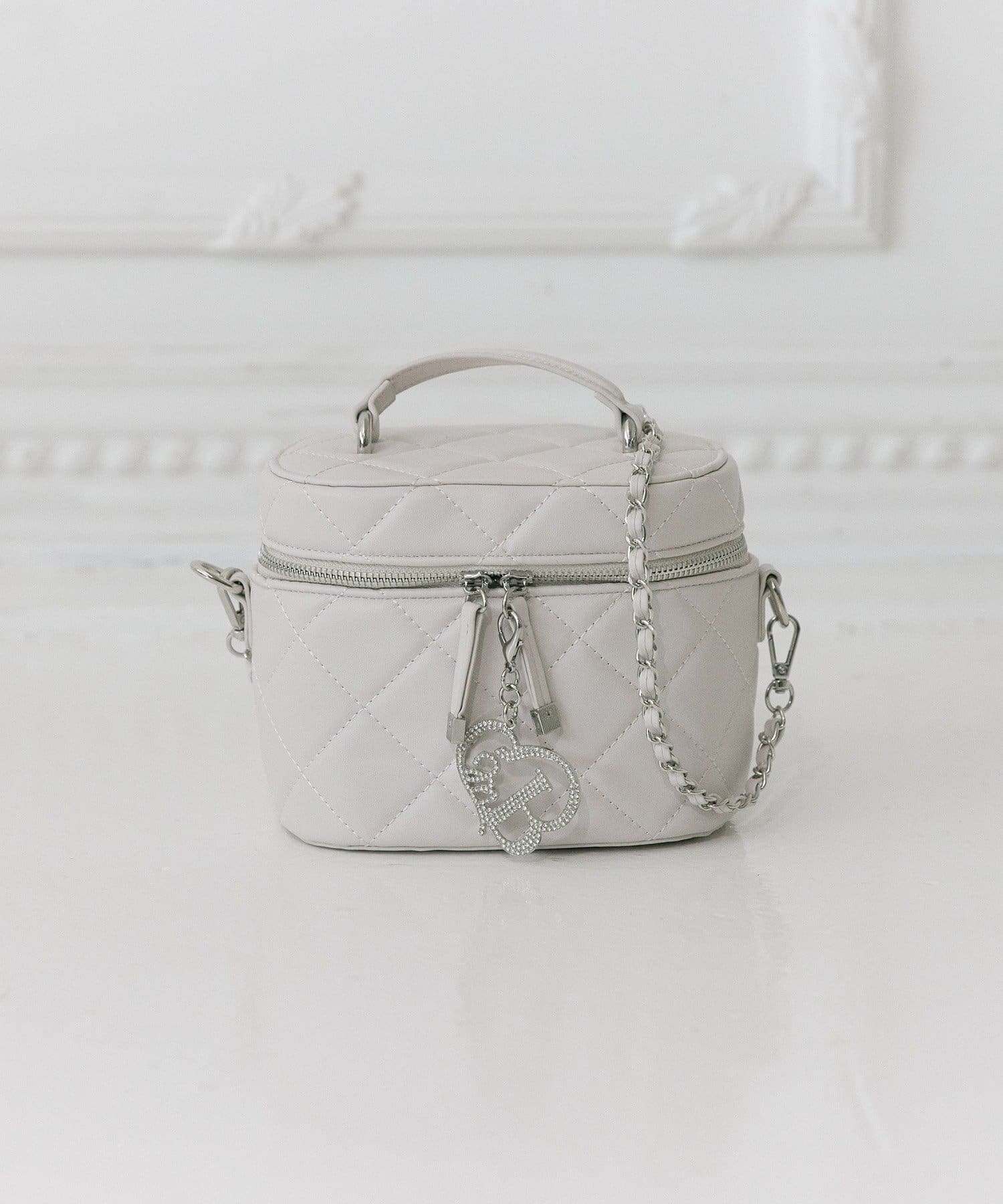 Belle Charme(ベルシャルム) Glitter Logo Quilted Varity