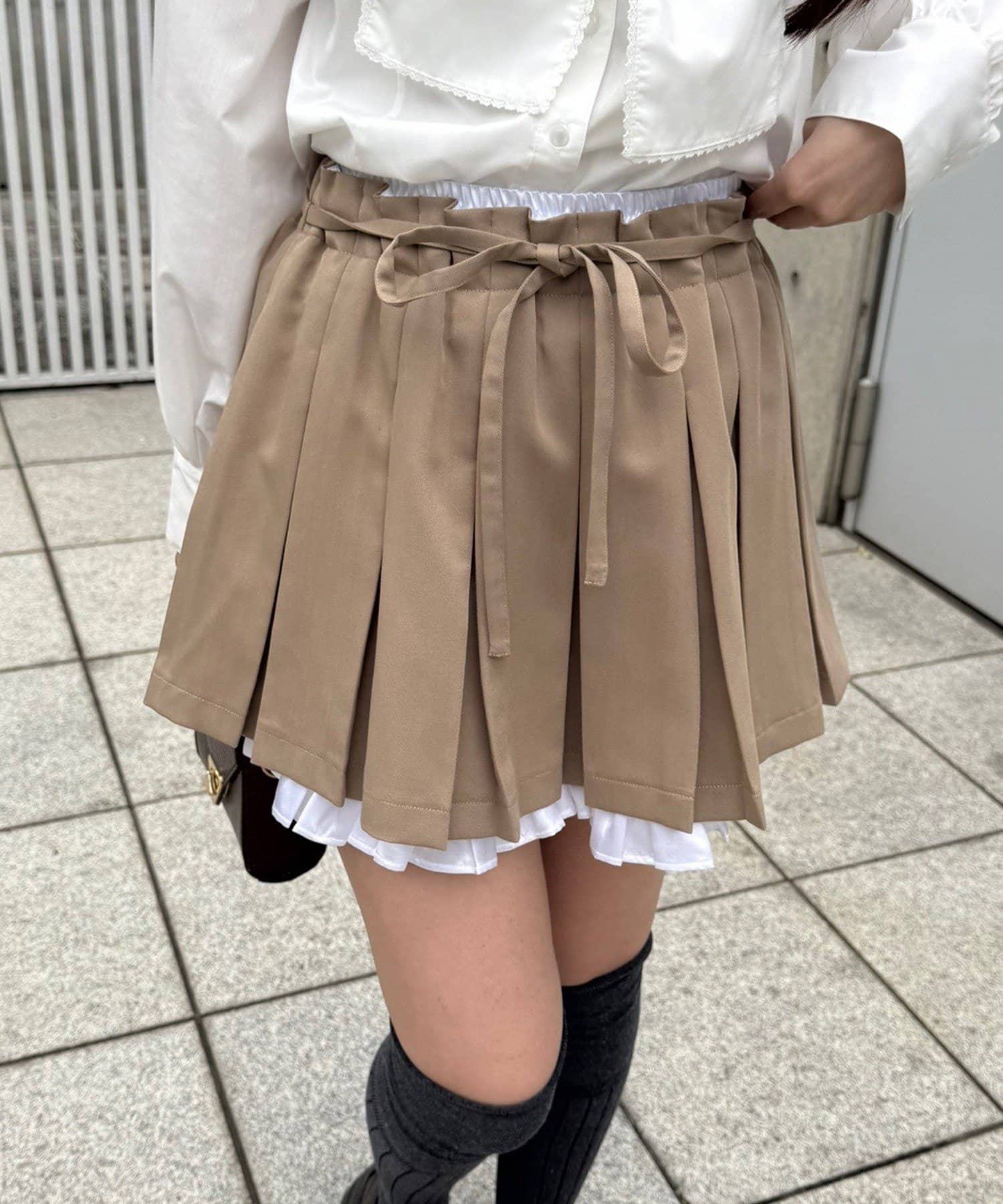 NICE CLAUP / OLIVE des OLIVE OUTLET(ナイスクラップ  / オリーブ デ オリーブ アウトレット) 【continuer】Wウエストプリーツミニスカート