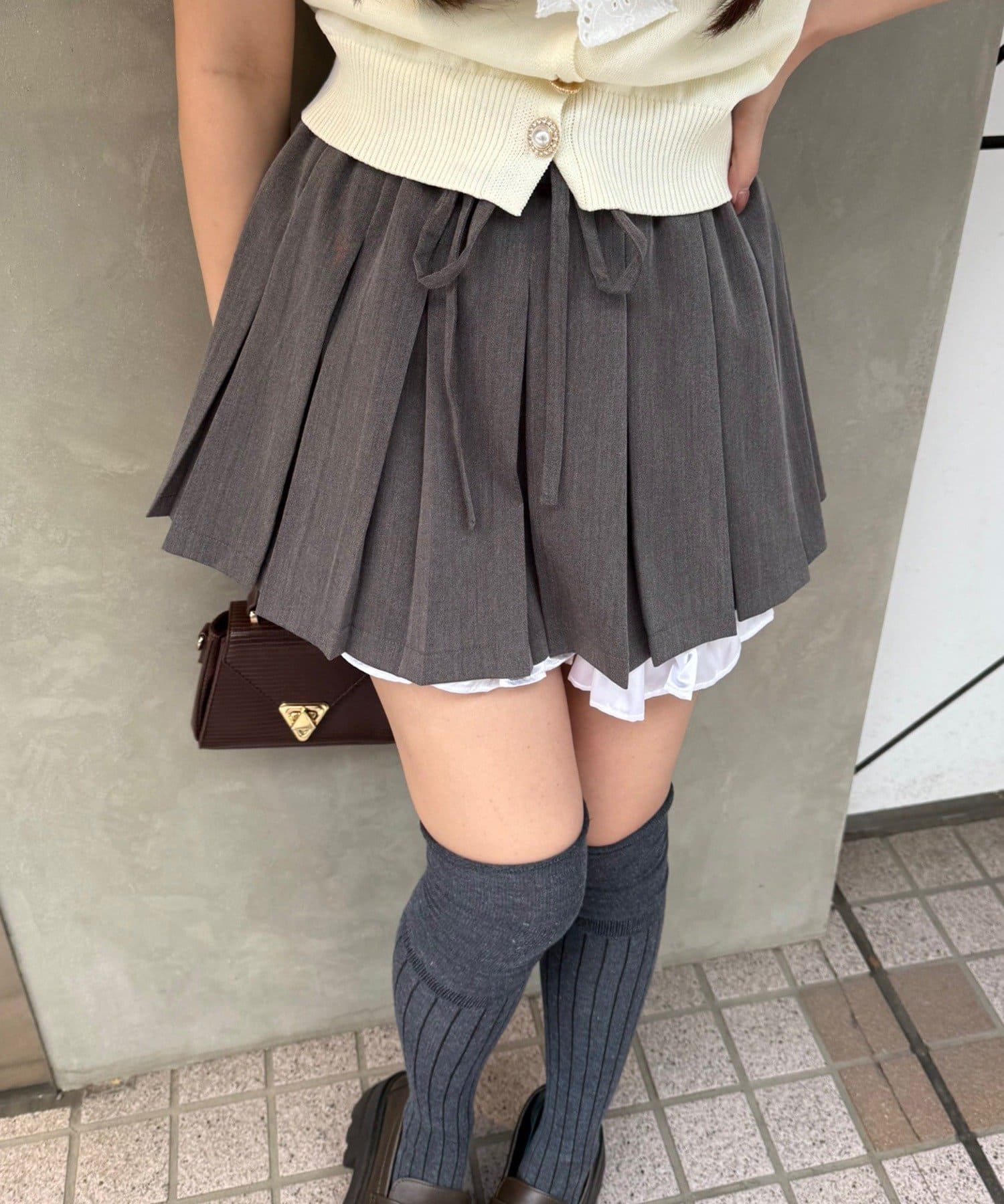 NICE CLAUP / OLIVE des OLIVE OUTLET(ナイスクラップ  / オリーブ デ オリーブ アウトレット) 【continuer】Wウエストプリーツミニスカート