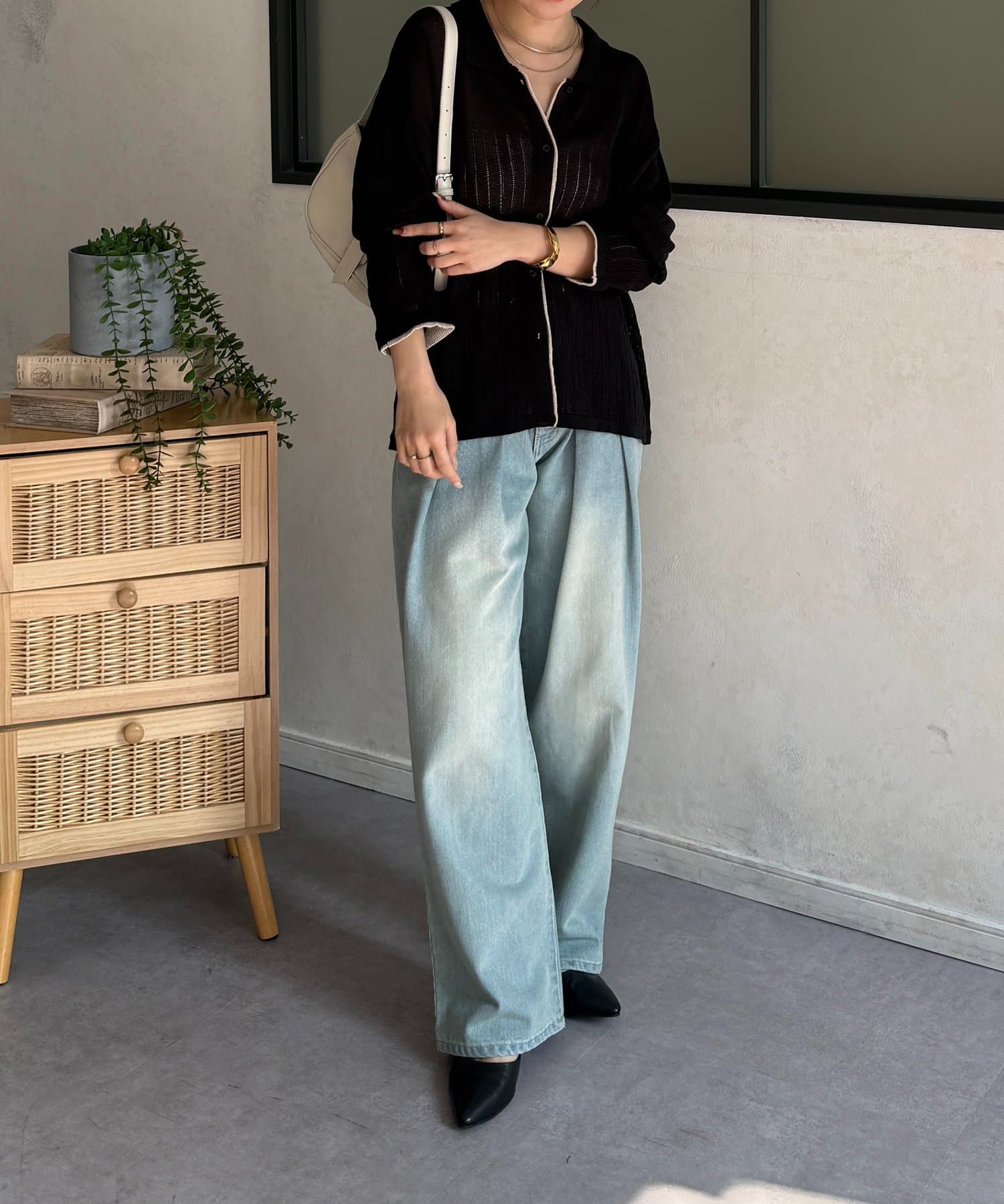 Thevon.(ゼヴォン) バイカラー襟付きシアーニットカーディガン