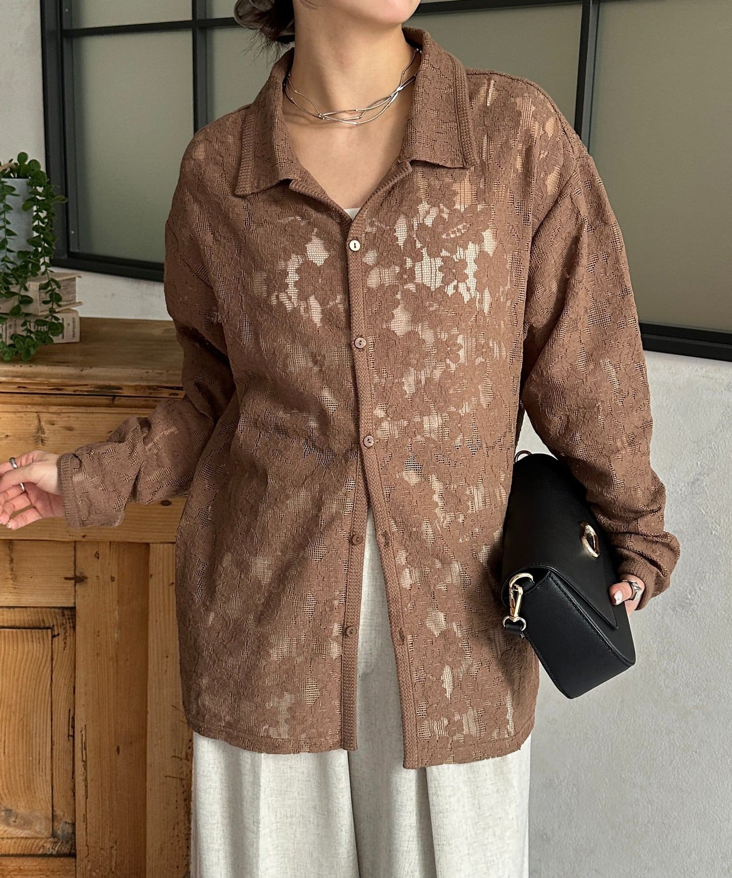 Thevon.(ゼヴォン) メッシュレースシャツ