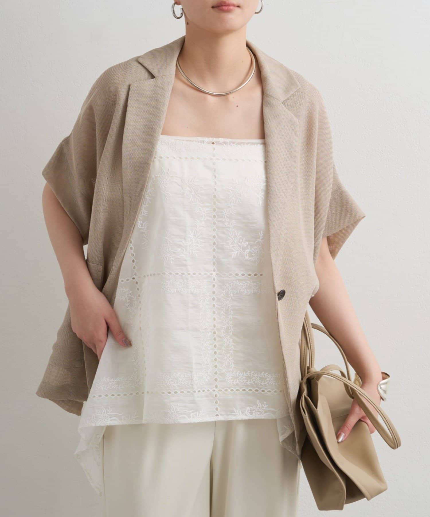 LOUNGEDRESS(ラウンジドレス) 2WAYパネルレース刺繍キャミ