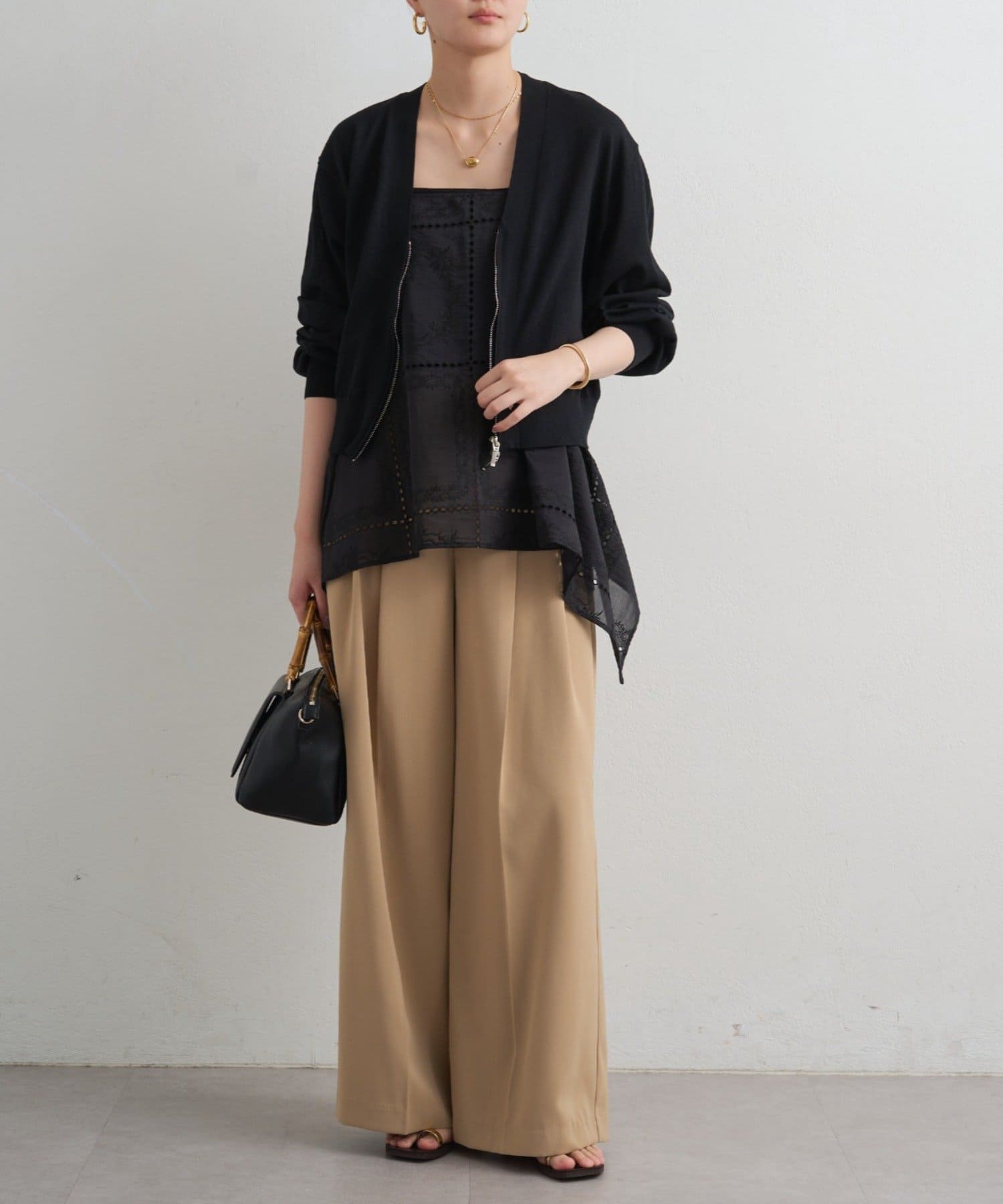 LOUNGEDRESS(ラウンジドレス) 2WAYパネルレース刺繍キャミ