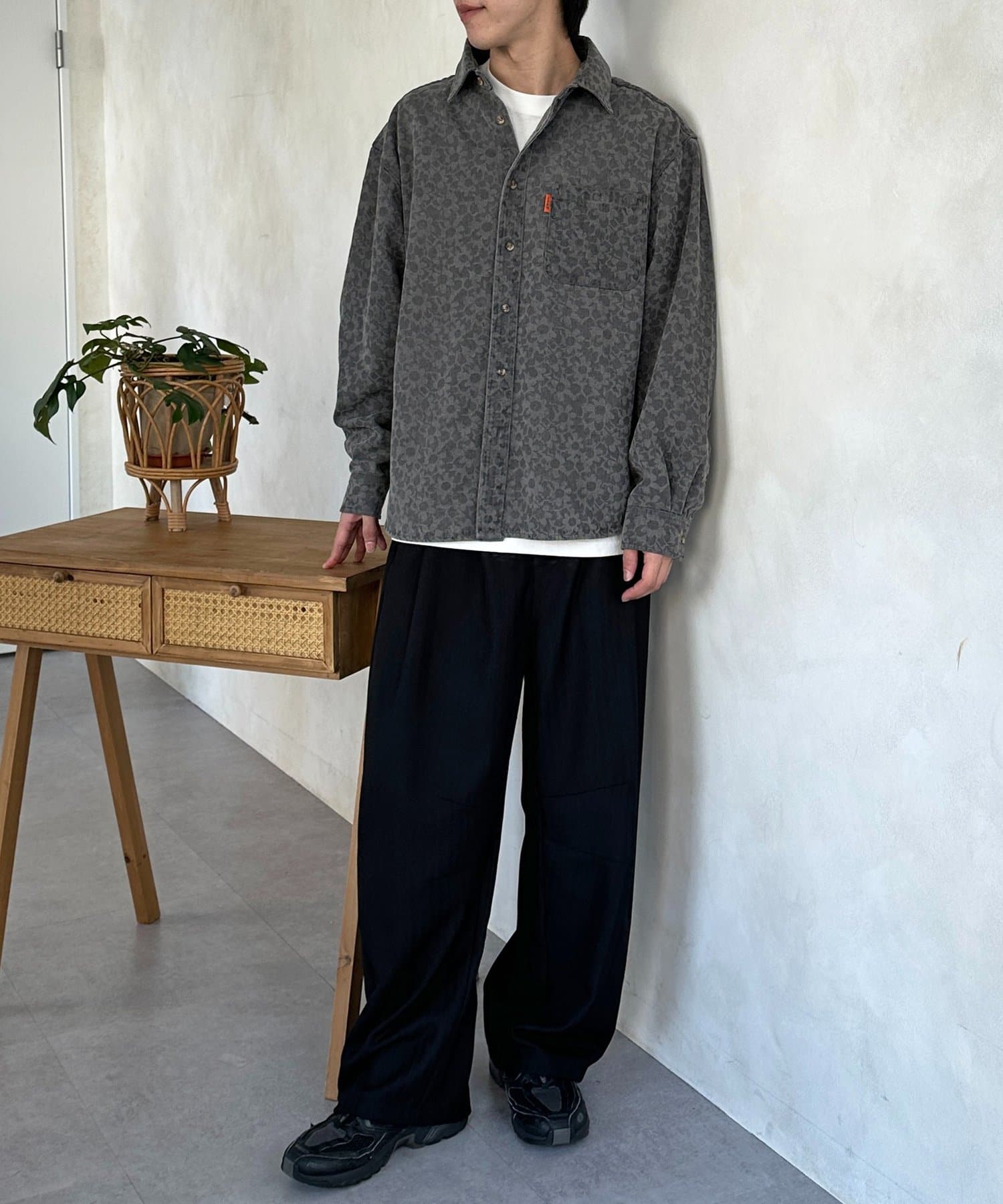 CPCM(シーピーシーエム) フラワージャガードデニムシャツ