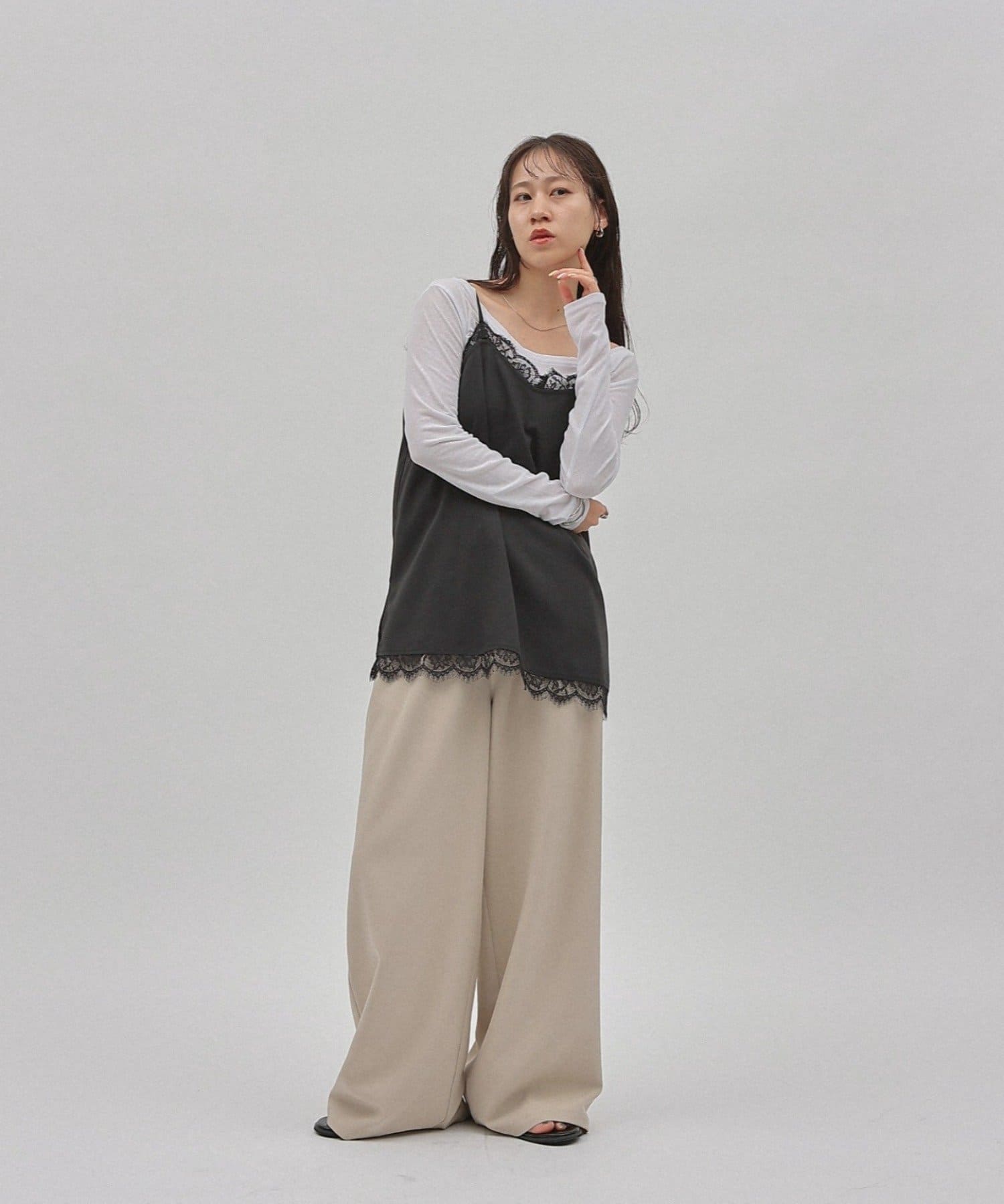 COLONY 2139(コロニー トゥーワンスリーナイン) アイラッシュレース付キャミチュニック