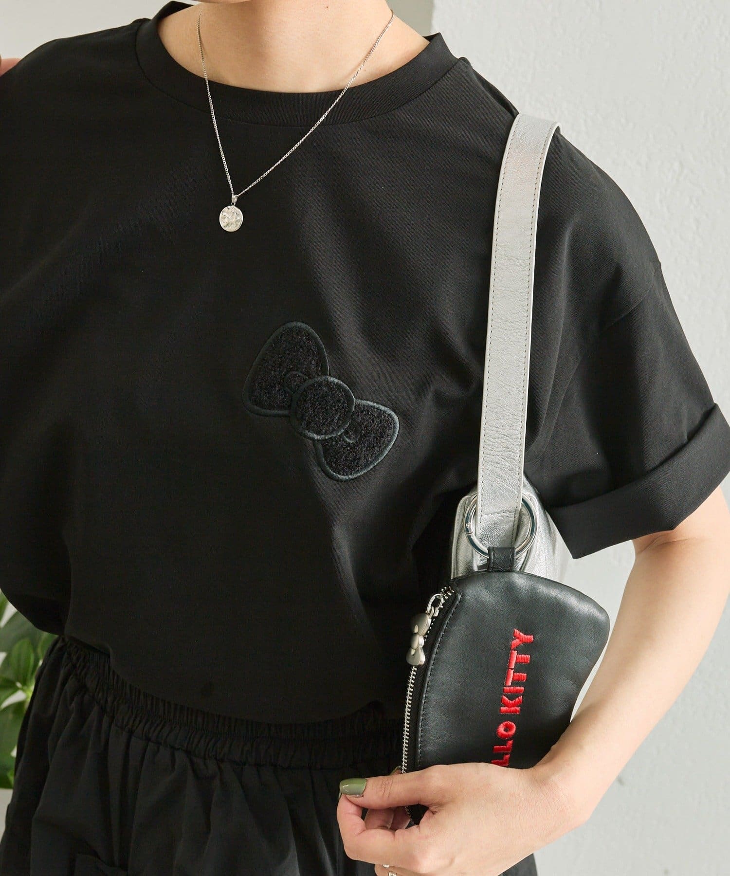 ear PAPILLONNER(イア パピヨネ) 【HELLO KITTY（ハローキティ）×ear】コラボTシャツ《手洗い可》