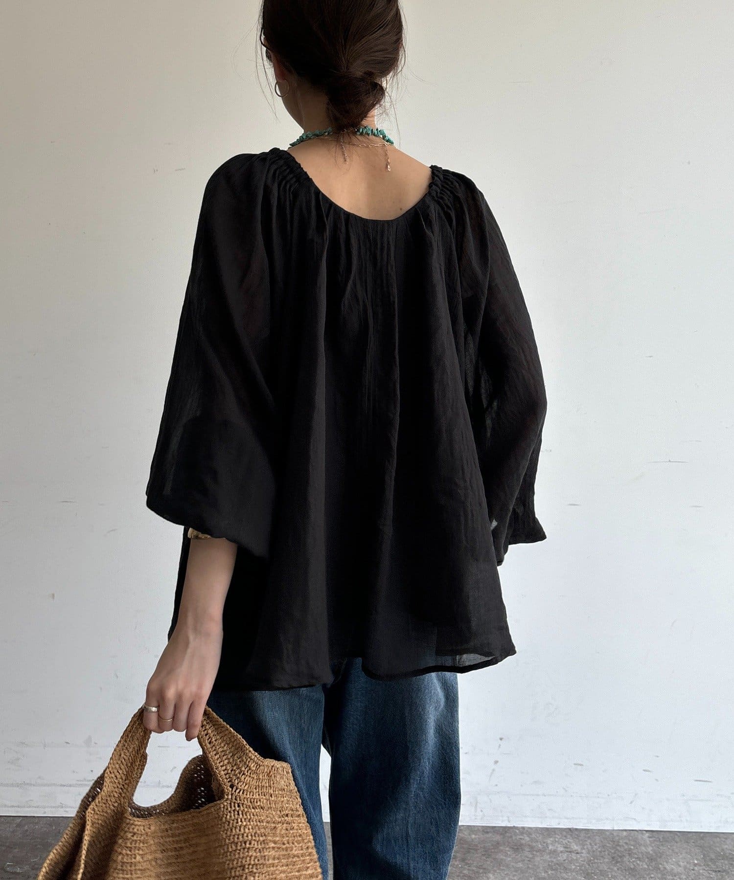 DOUDOU(ドゥドゥ) フラッフィーオフショルブラウス