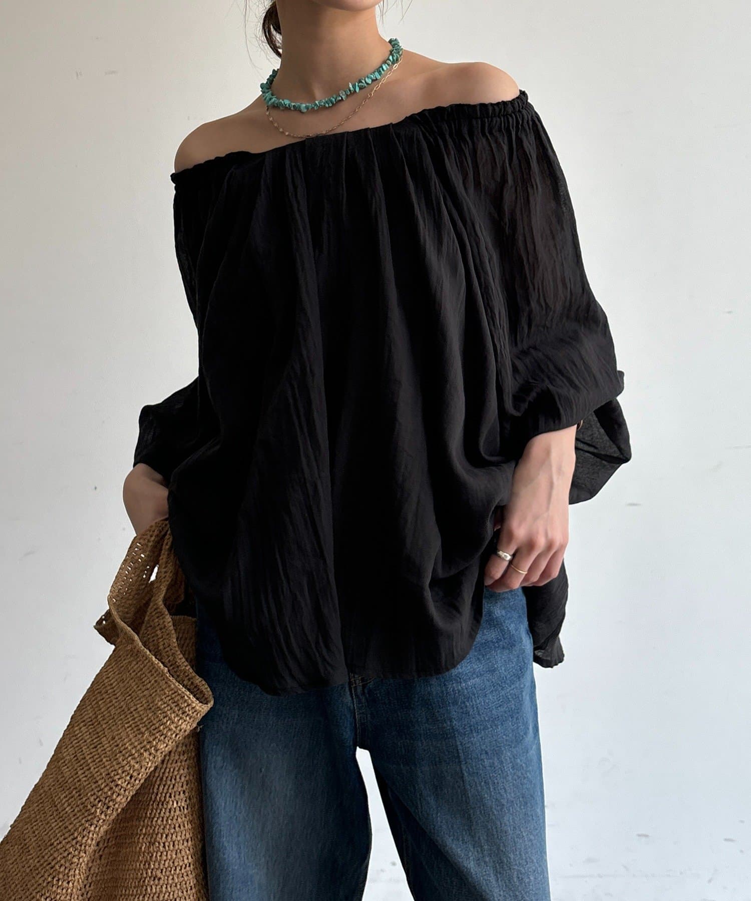 DOUDOU(ドゥドゥ) フラッフィーオフショルブラウス