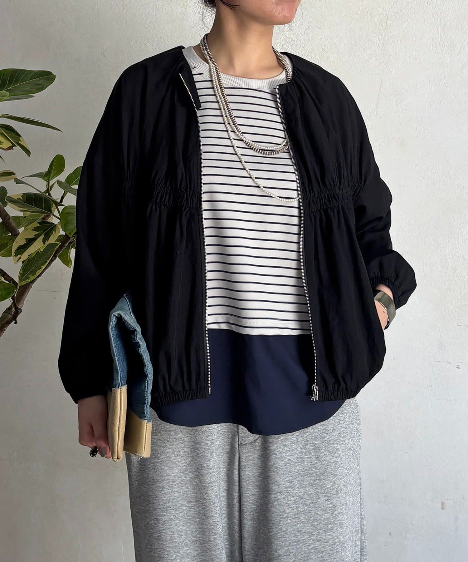 un dix cors(アンディコール) ギャザー切り替えブルゾン