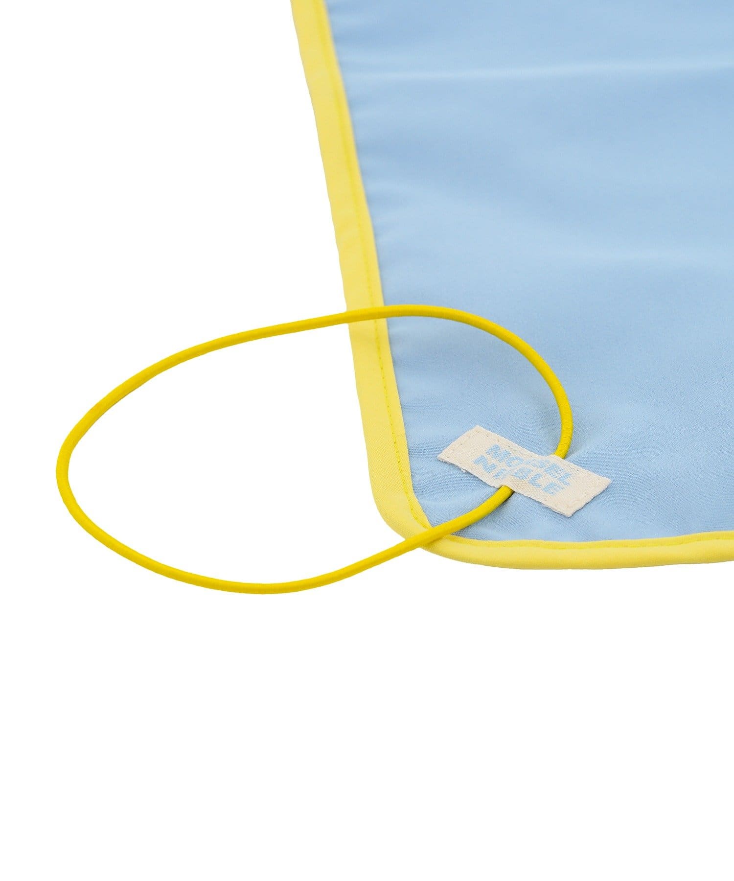 3COINS(スリーコインズ) 《裏地アルミ加工》ゴム付きランチクロス