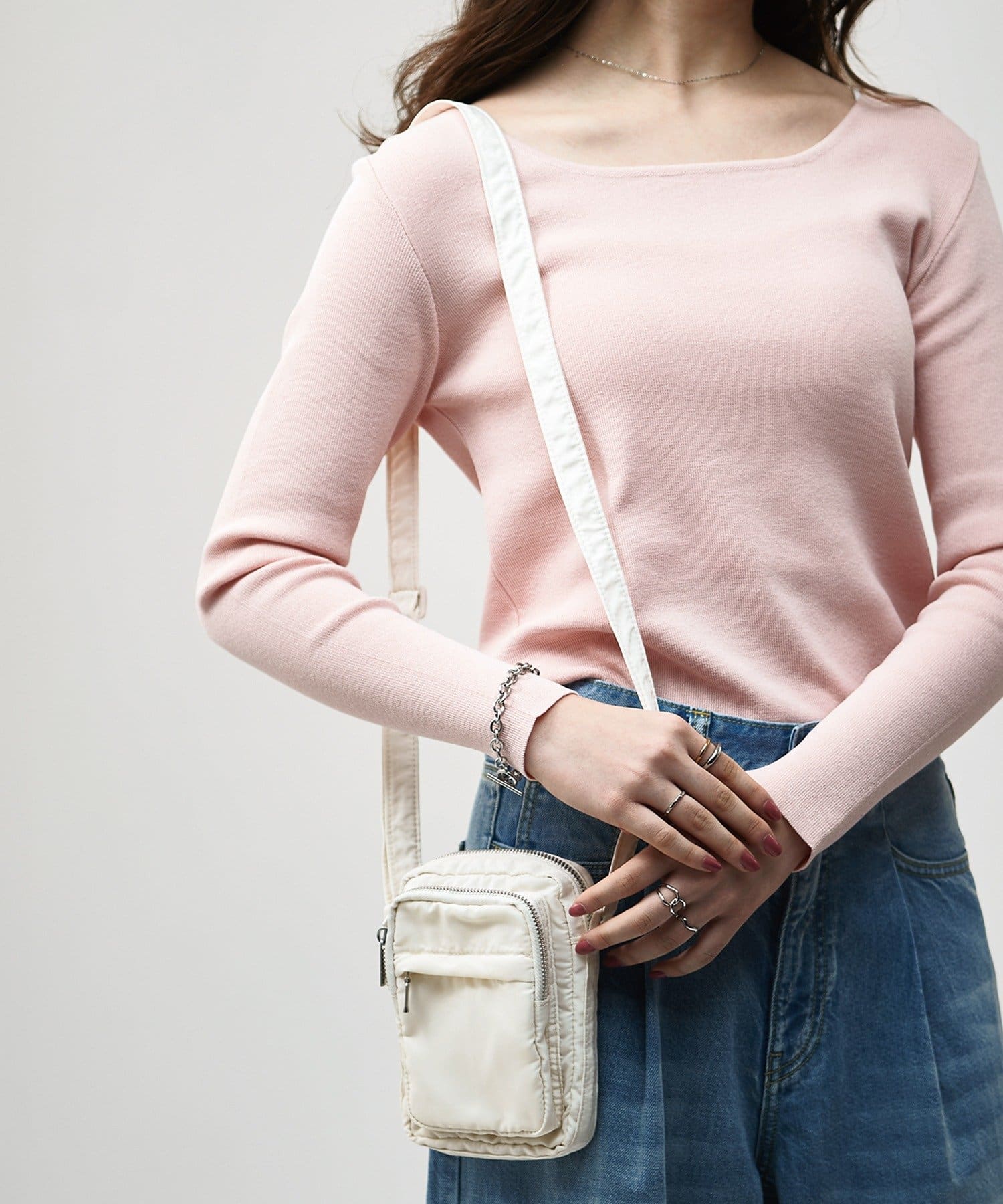 3COINS(スリーコインズ) はっ水ミニショルダーバッグ