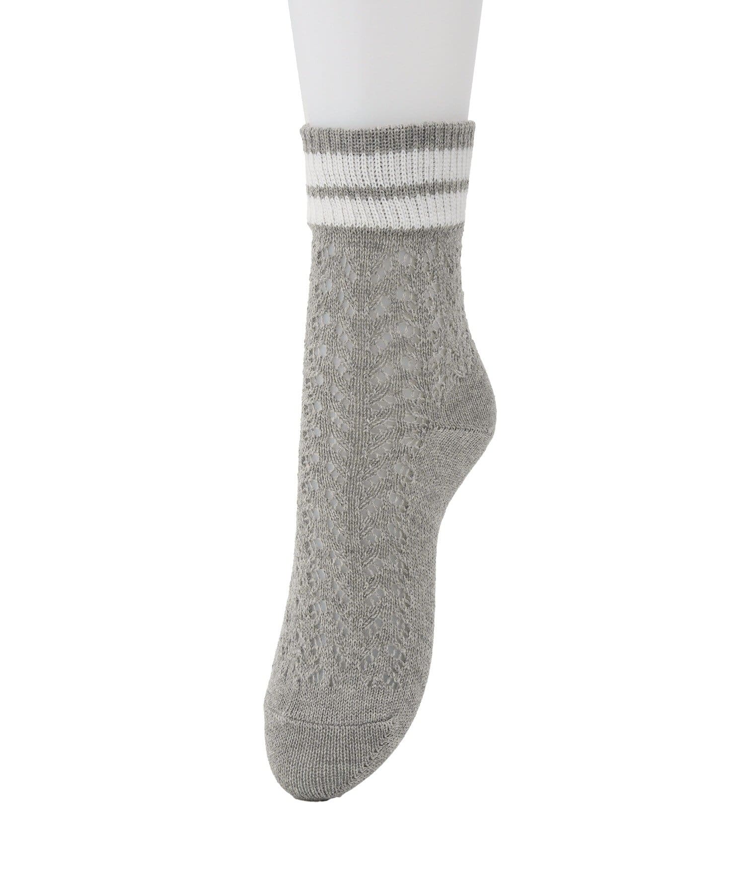 3COINS(スリーコインズ) 2本ラインレース編みソックス