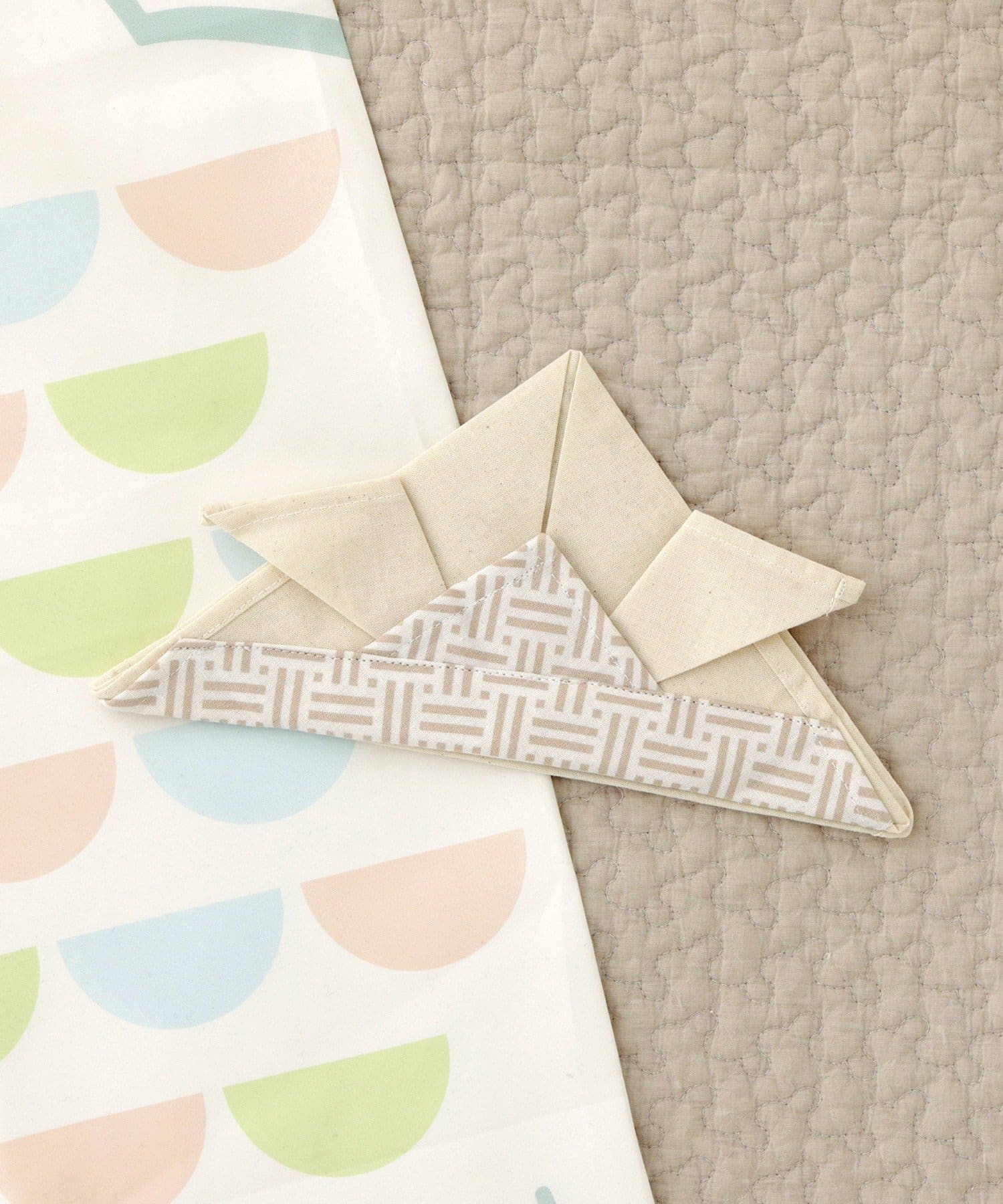 3COINS(スリーコインズ) かぶと／こどもの日