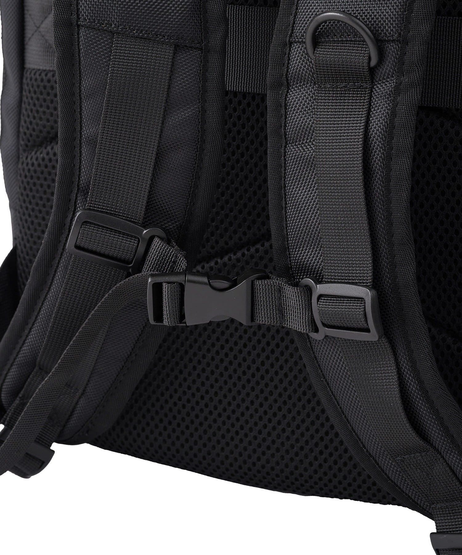 3COINS(スリーコインズ) 2パーテションリュック