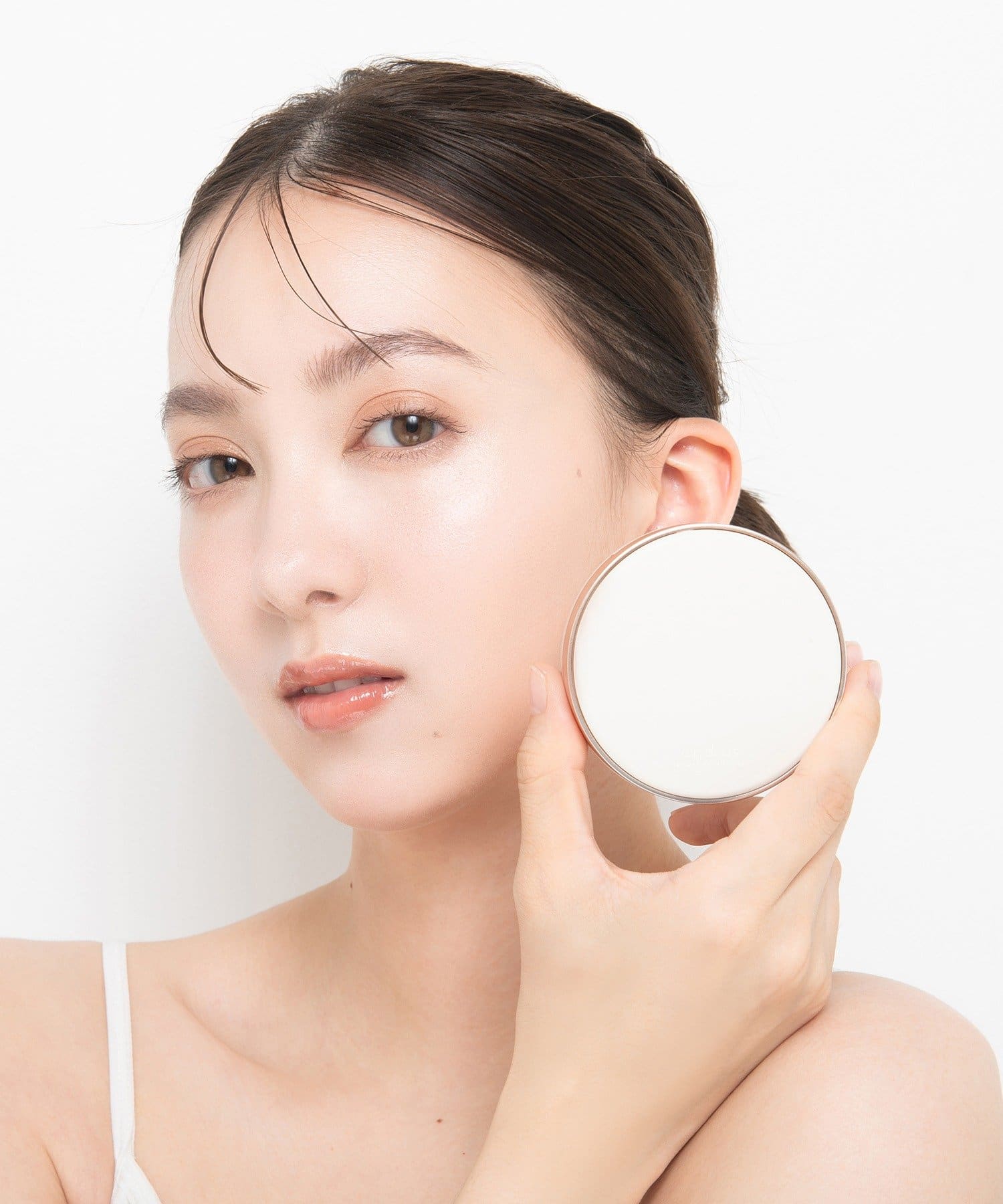 3COINS(スリーコインズ) 《3/13（金）より順次発売》ニードルファンデーション／and us