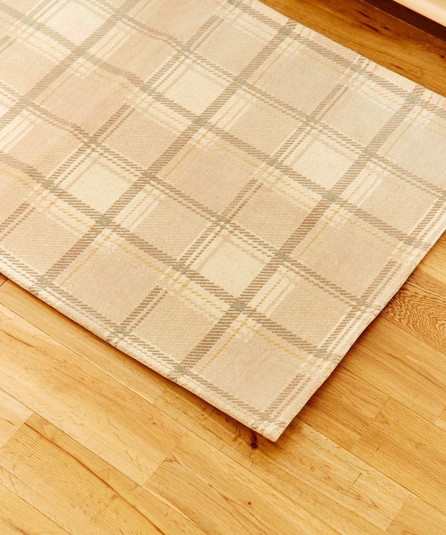 salut!(サリュ) チェックジャガードラグ：80×130cm