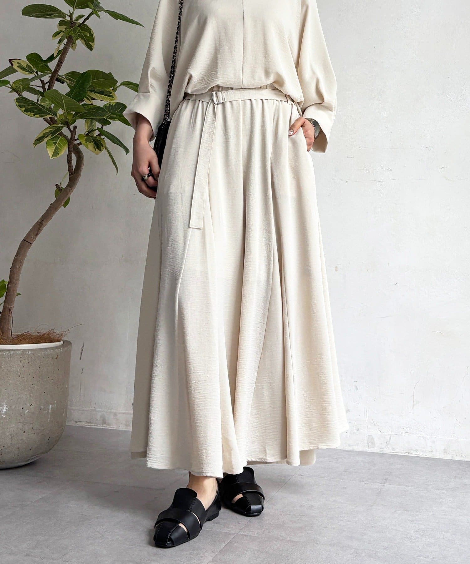 un dix cors(アンディコール) 麻調ベルトパンツ