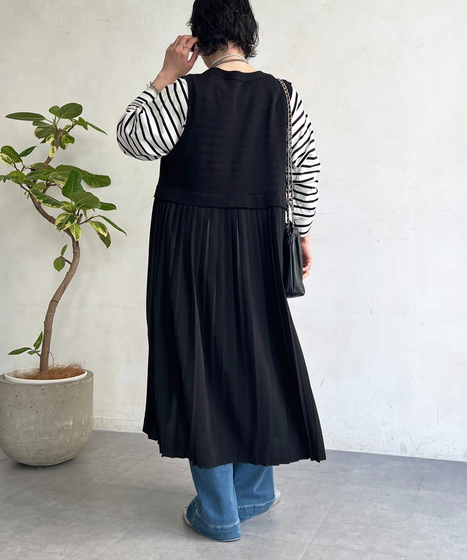 un dix cors(アンディコール) バックプリーツニットジレ