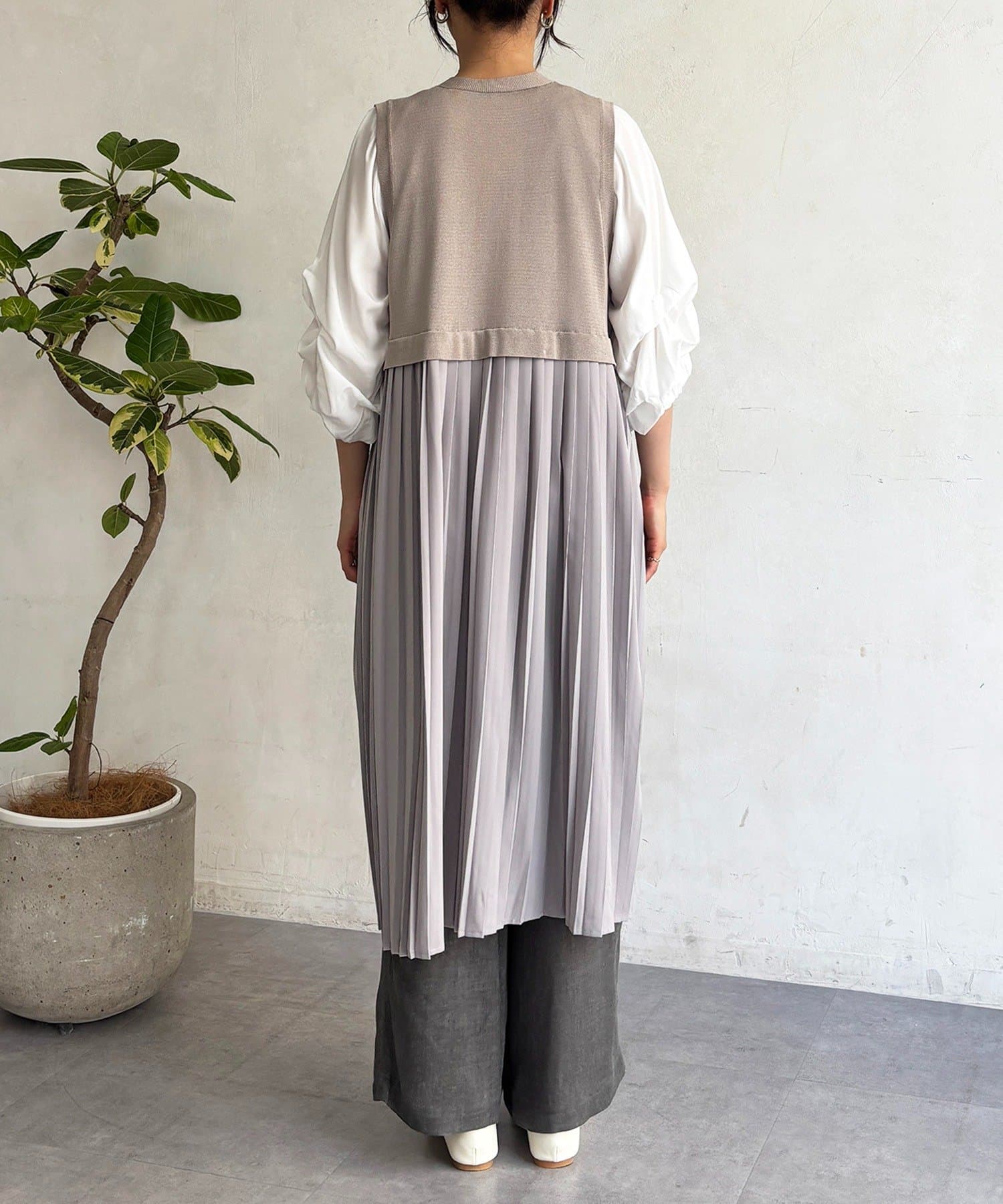 un dix cors(アンディコール) バックプリーツニットジレ