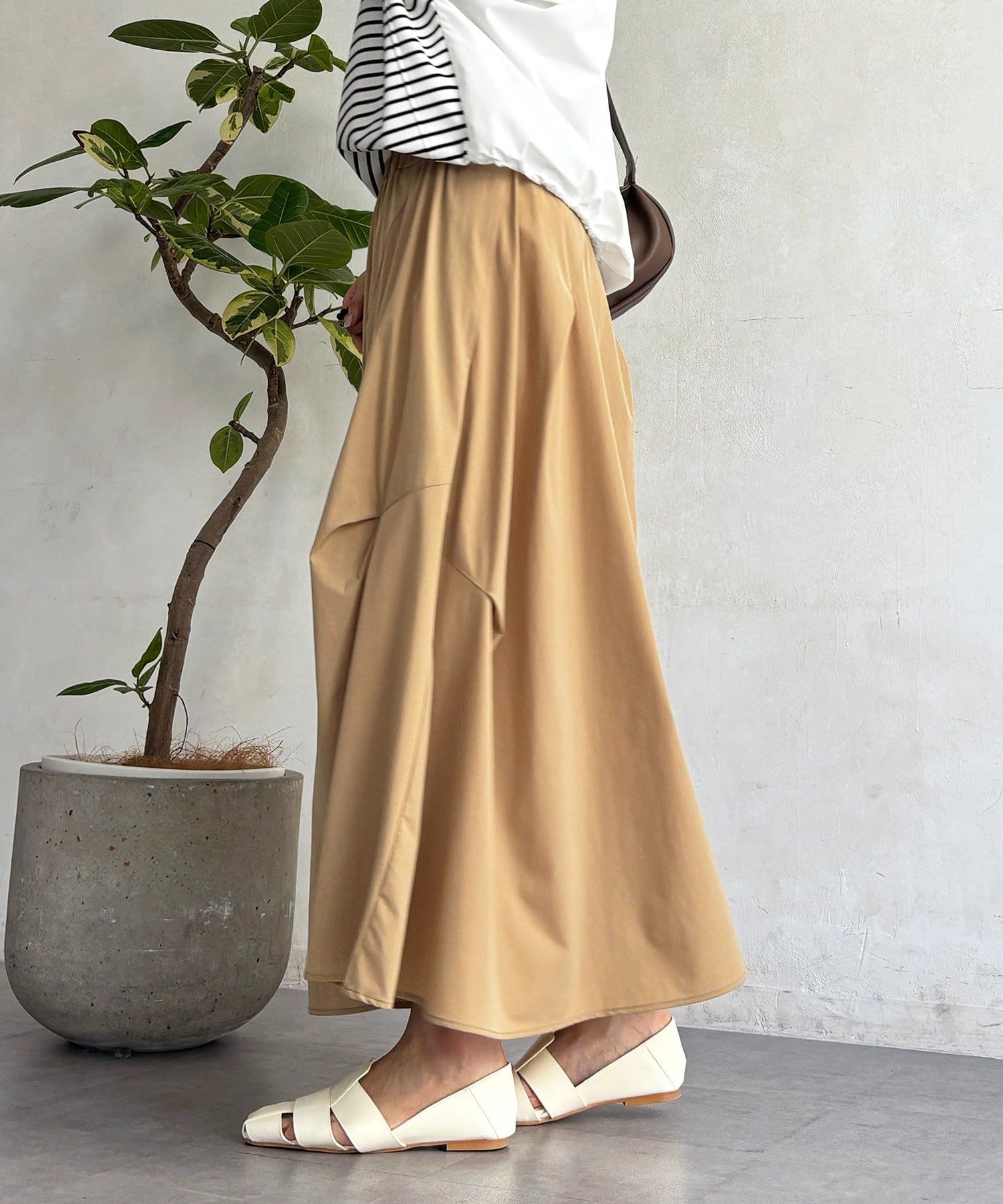 un dix cors(アンディコール) ナイロン立体スカート