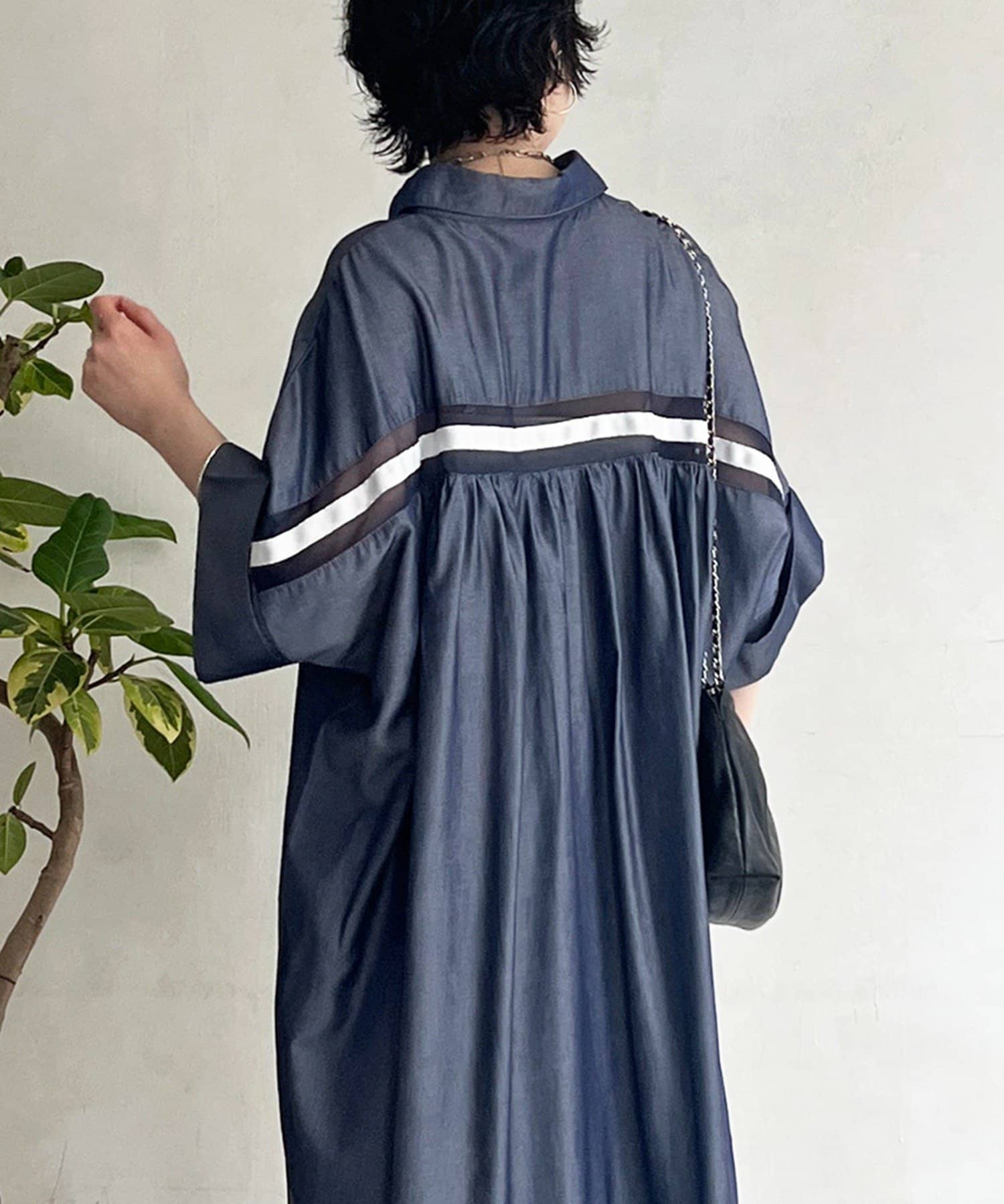 un dix cors(アンディコール) バックテープ半袖シャツワンピース