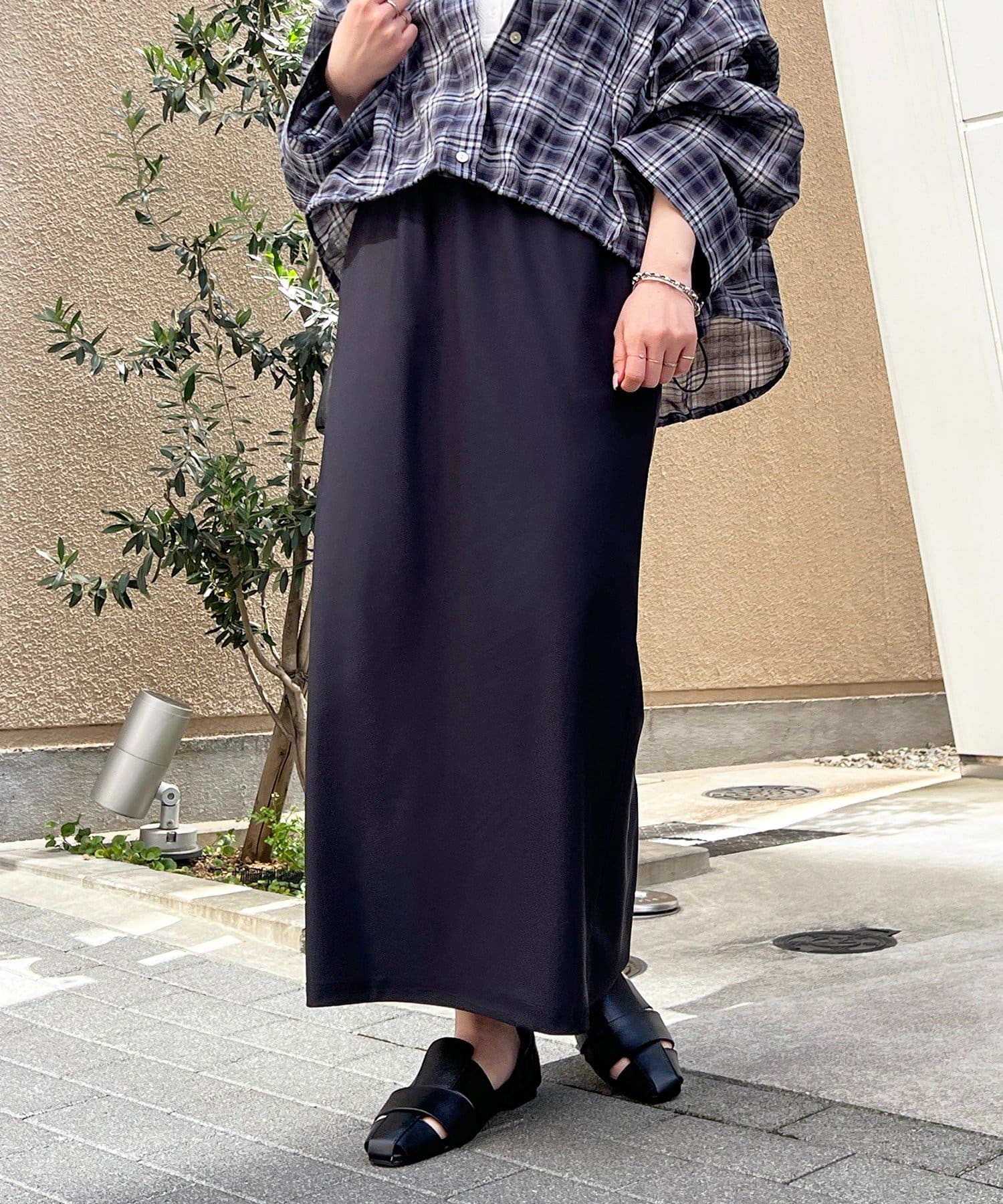 un dix cors(アンディコール) Iラインスカート