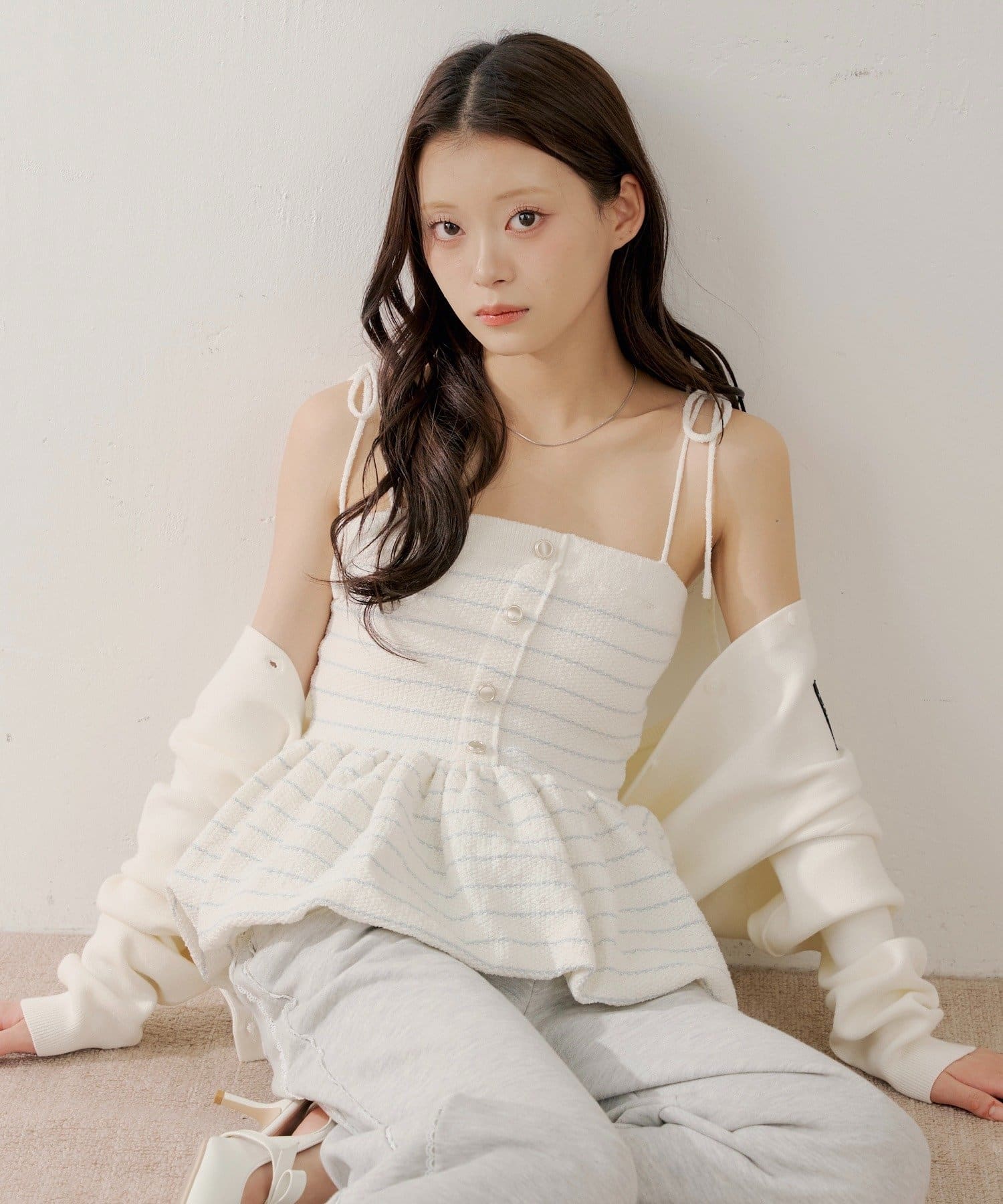 Chico(チコ) 【3/12(木) 0:00～予約開始】ペプラムニットベアトップス