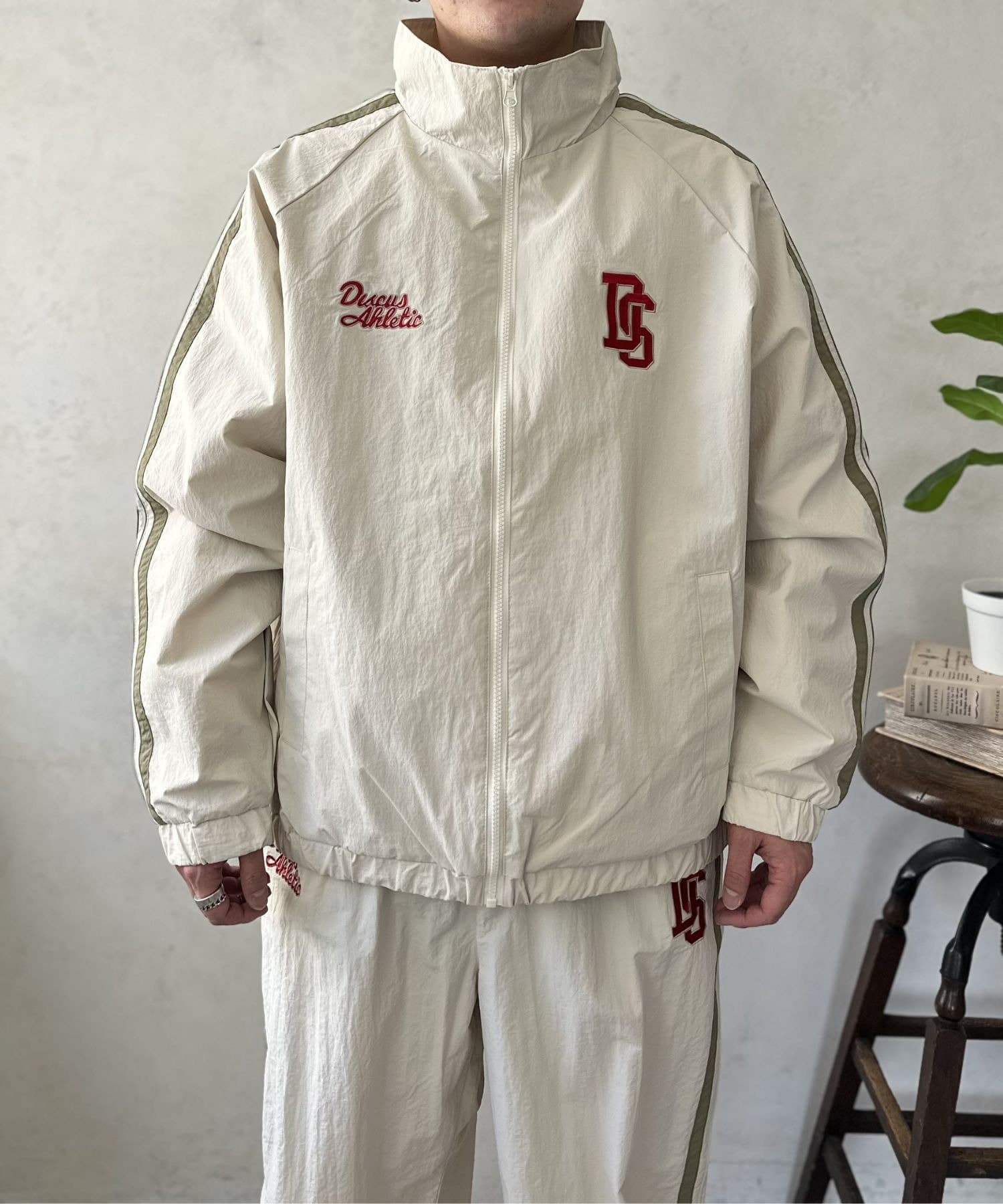 LOCUST(ローカスト) 【ユニセックス】【DISCUS】ナイロンジャケット