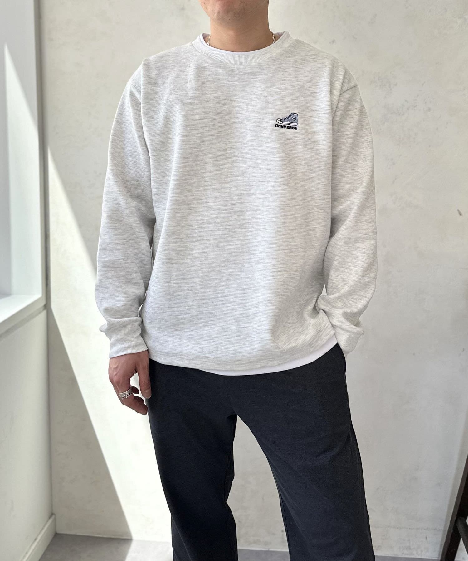 LOCUST(ローカスト) 【CONVERSE】ワンポイント刺繡トレーナー