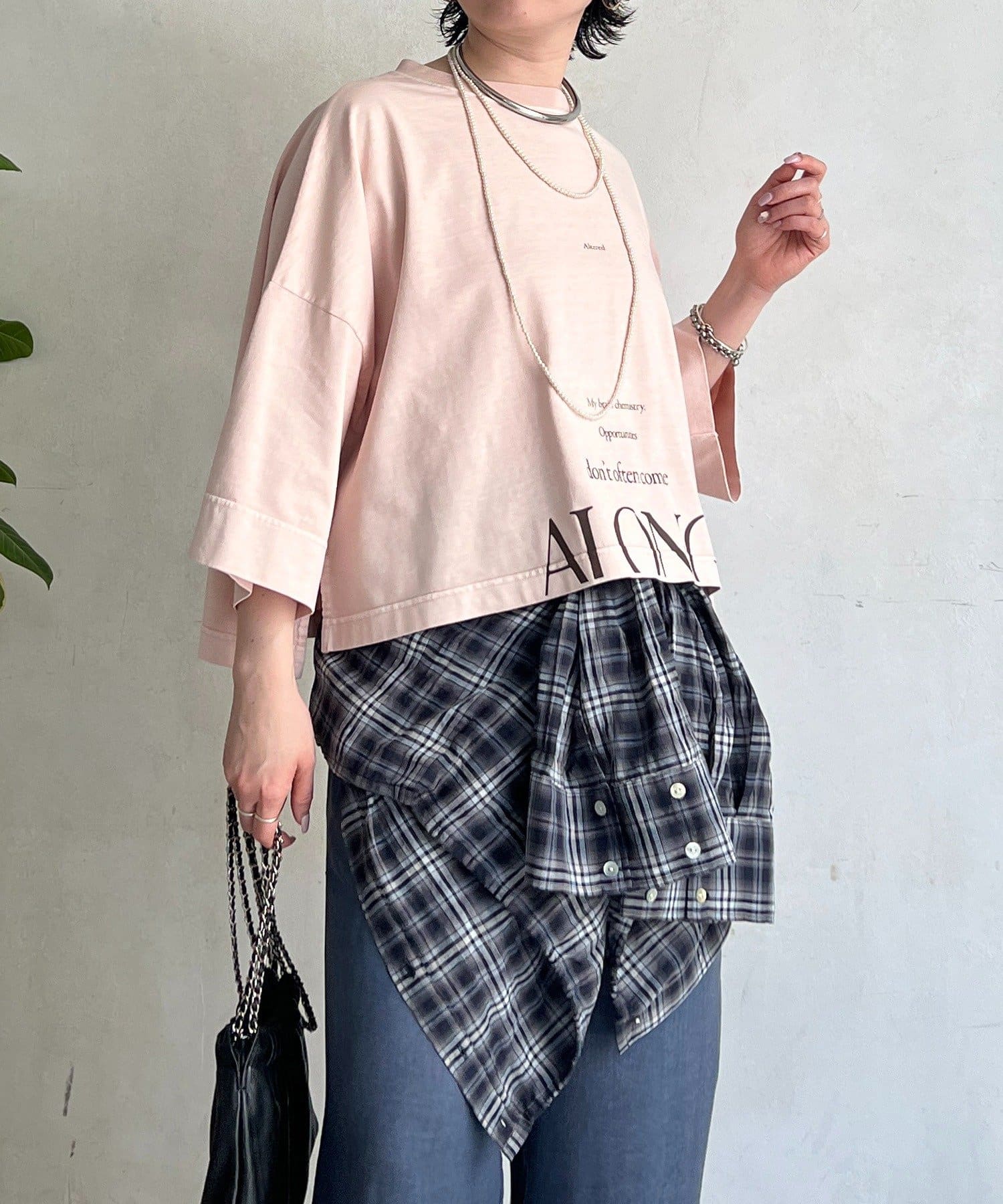 un dix cors(アンディコール) ピグメントオーバーロゴTEE