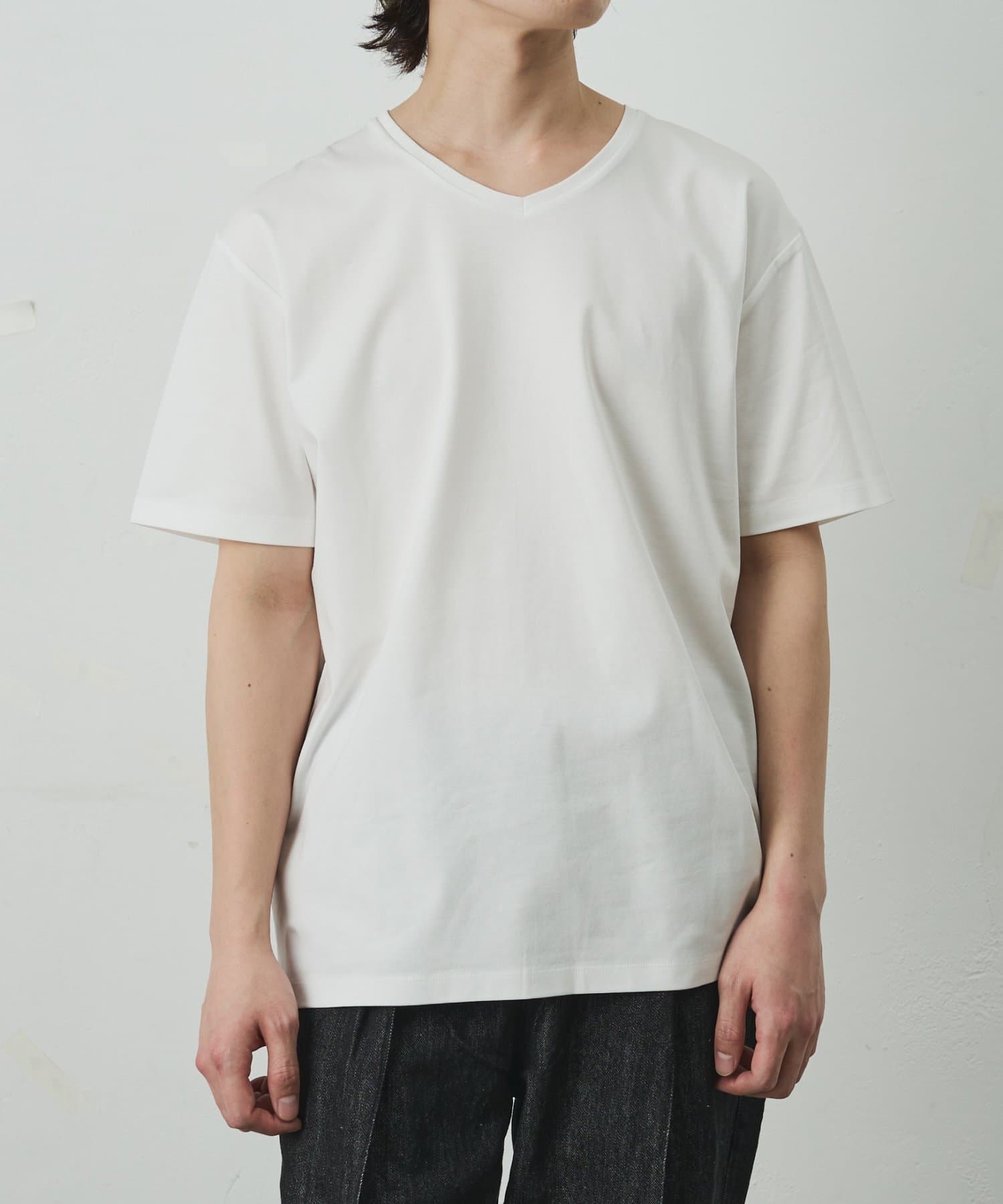 COLONY 2139(コロニー トゥーワンスリーナイン) 【リバイバル】スマートVネック半袖Tシャツ