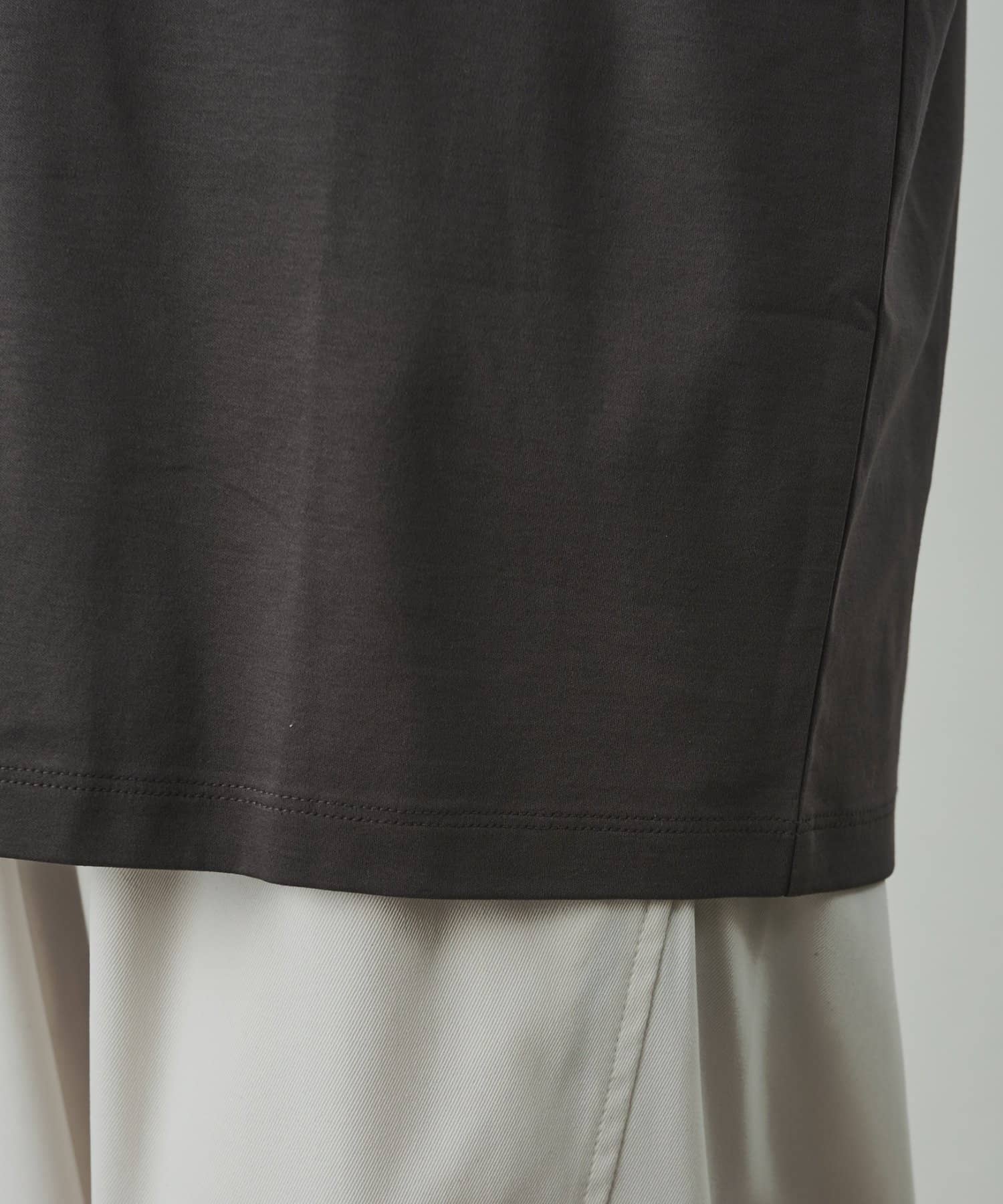 COLONY 2139(コロニー トゥーワンスリーナイン) 【リバイバル】スマートVネック半袖Tシャツ