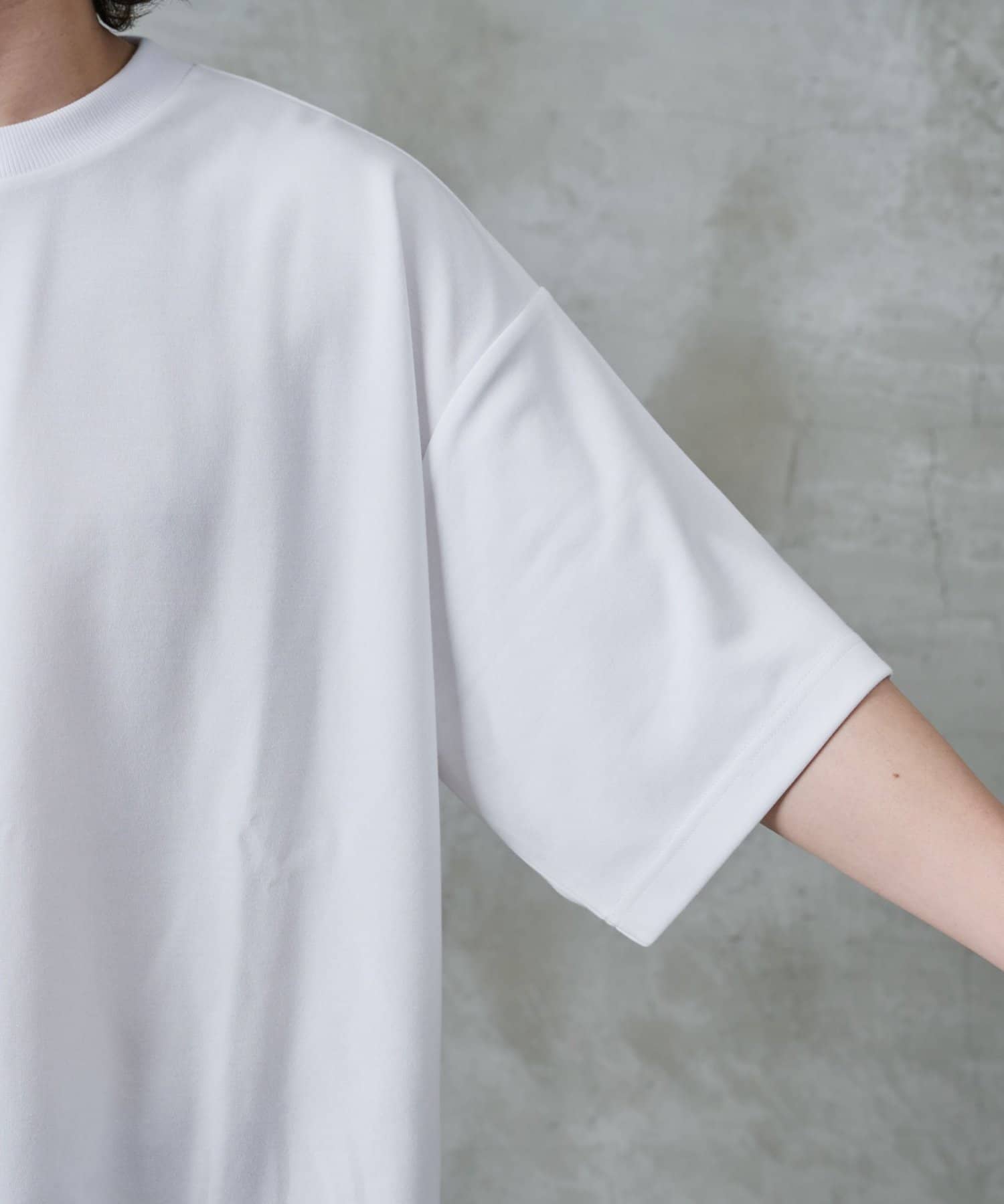 COLONY 2139(コロニー トゥーワンスリーナイン) エンザイムダンボールrelaxTシャツ